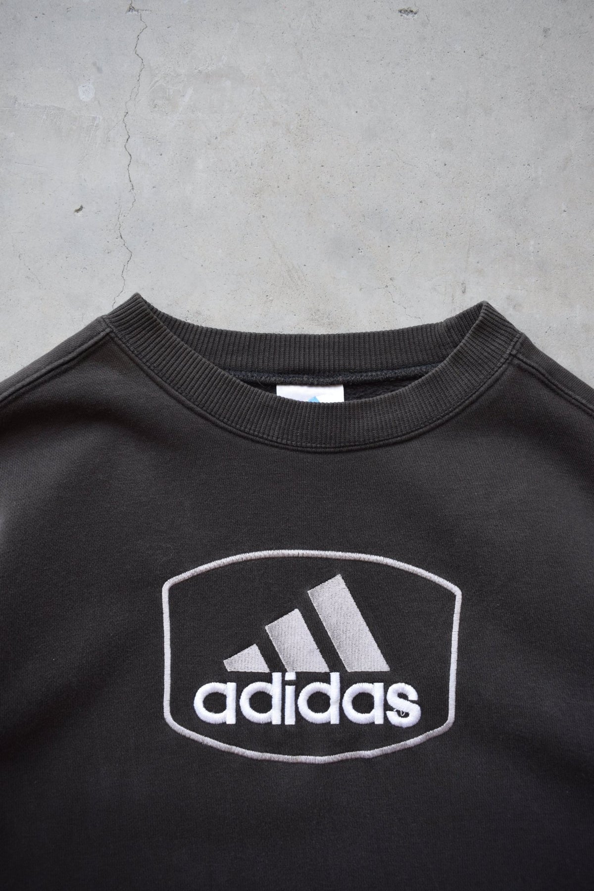 Adidas Black Embroidered Spellout Crewneck — 2000s (S) - Retrospective Store