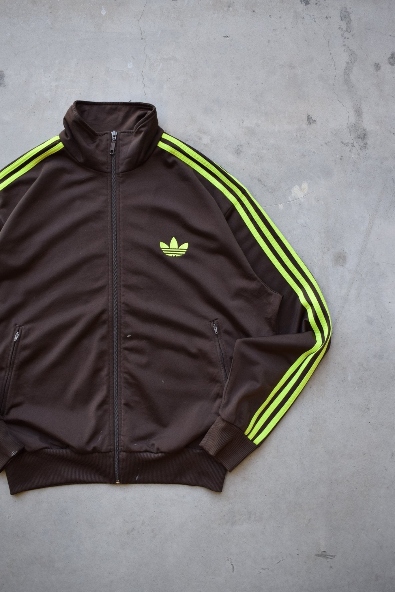 Adidas Brown Embroidered Logo Jacket — 2000s (XL) - Retrospective Store