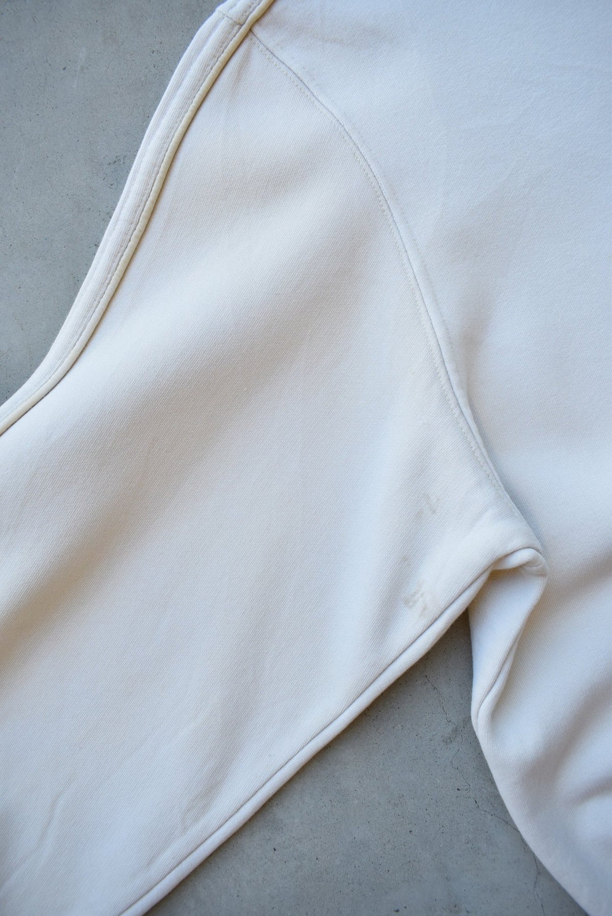 Adidas Cream Embroidered Spellout Crewneck — 1990s (M) - Retrospective Store