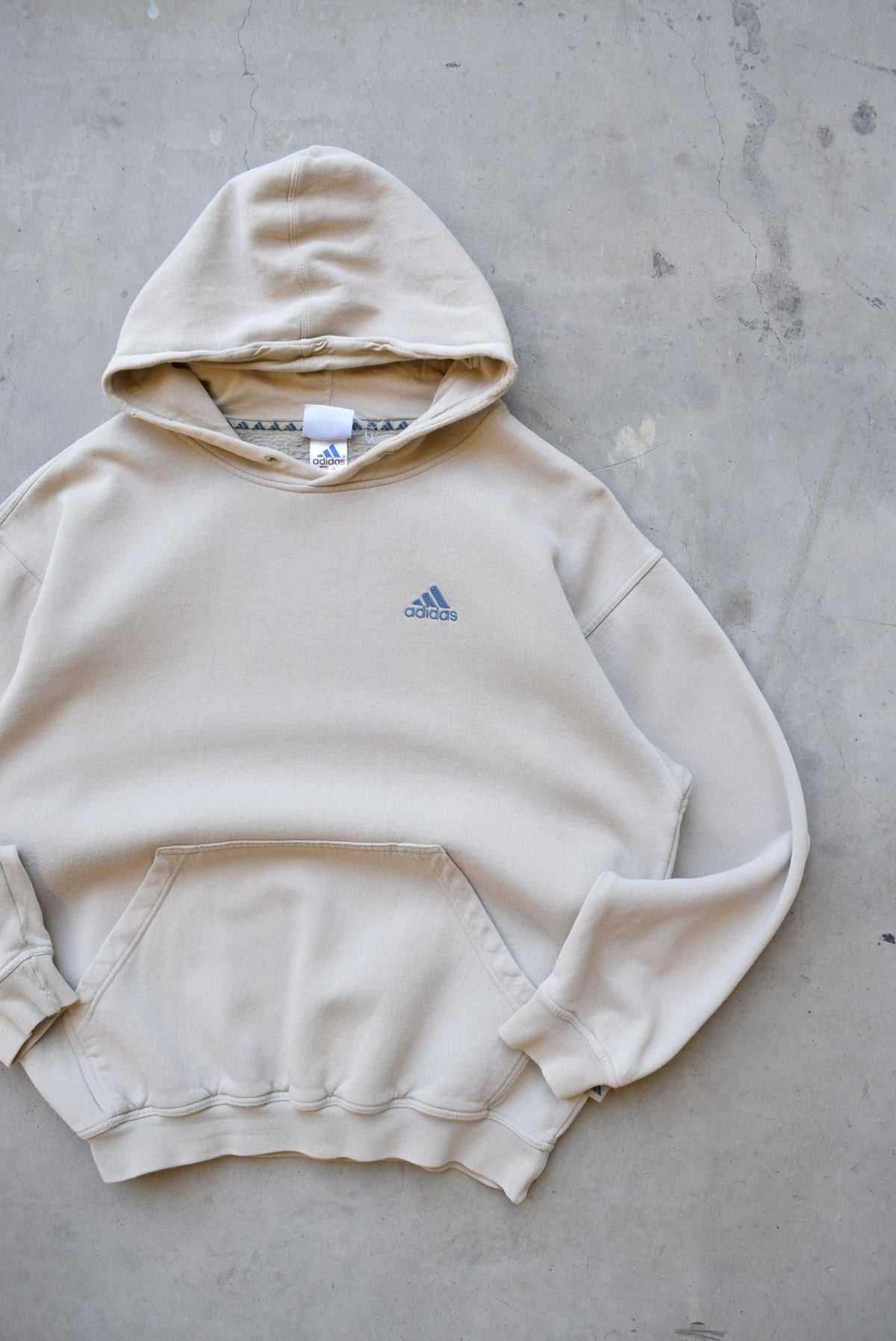 Adidas Cream Embroidered Spellout Hoodie — 1990s (S/M) - Retrospective Store