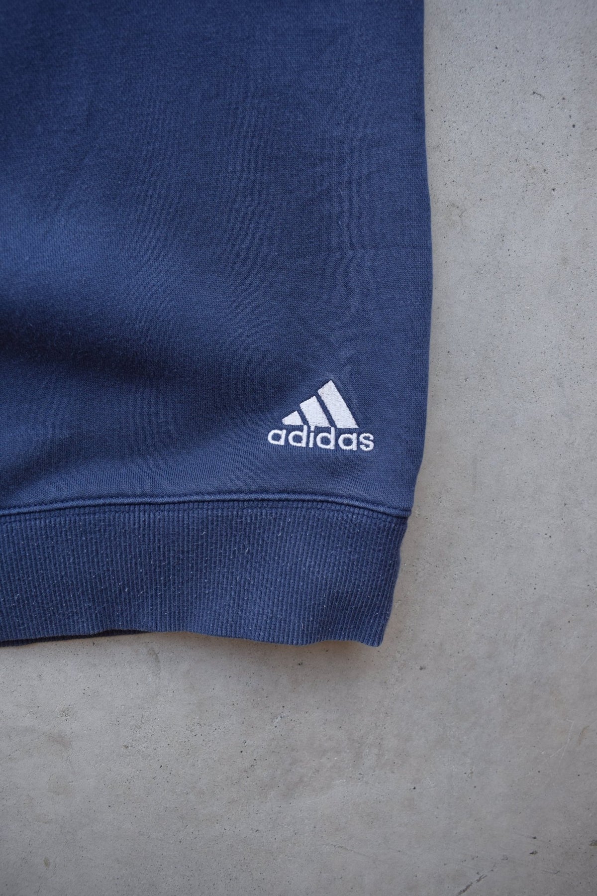 Adidas Navy Embroidered Spellout Crewneck — 2000s (M) - Retrospective Store