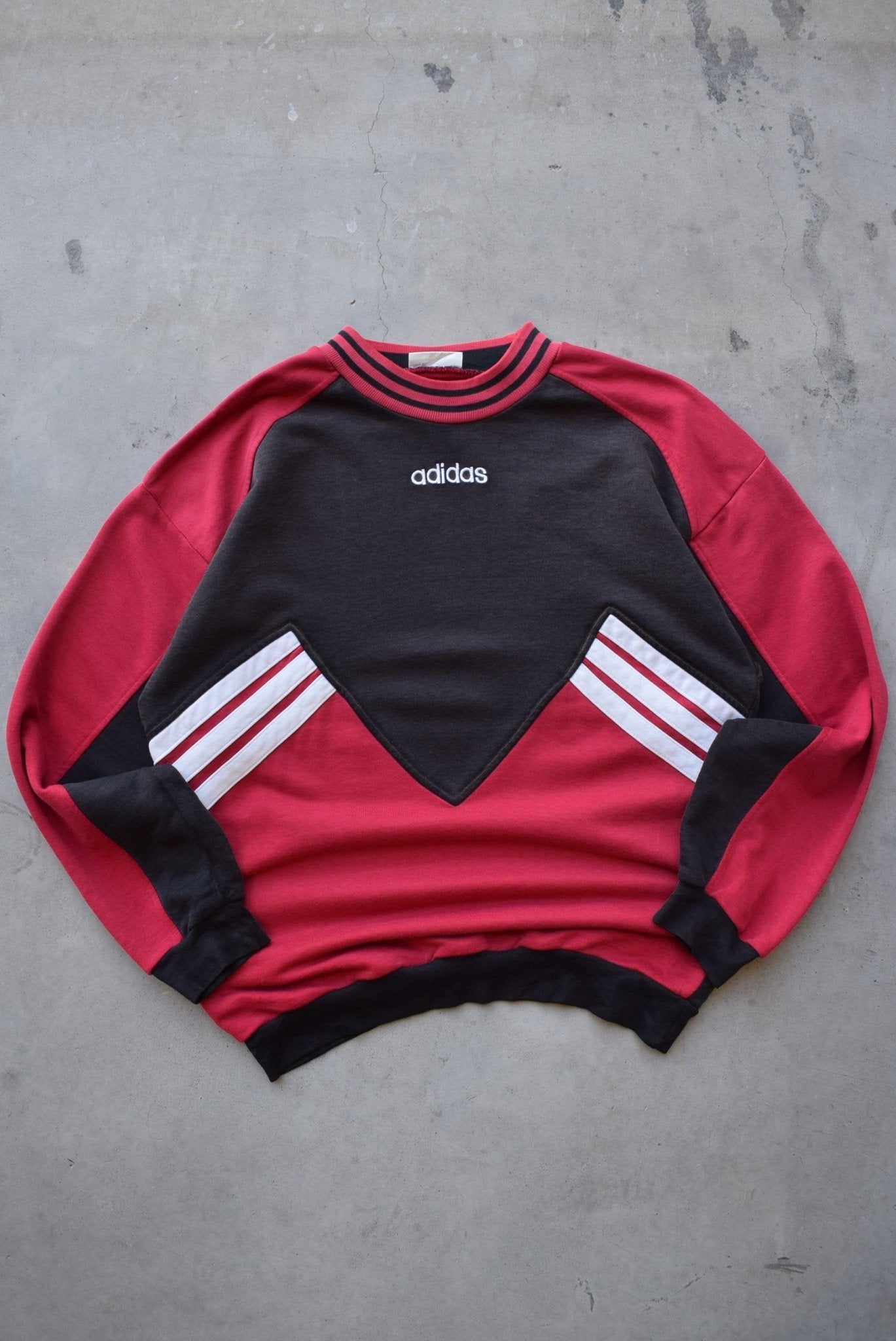 Adidas Red & Black Embroidered Spellout Crewneck — 1990s (M) - Retrospective Store