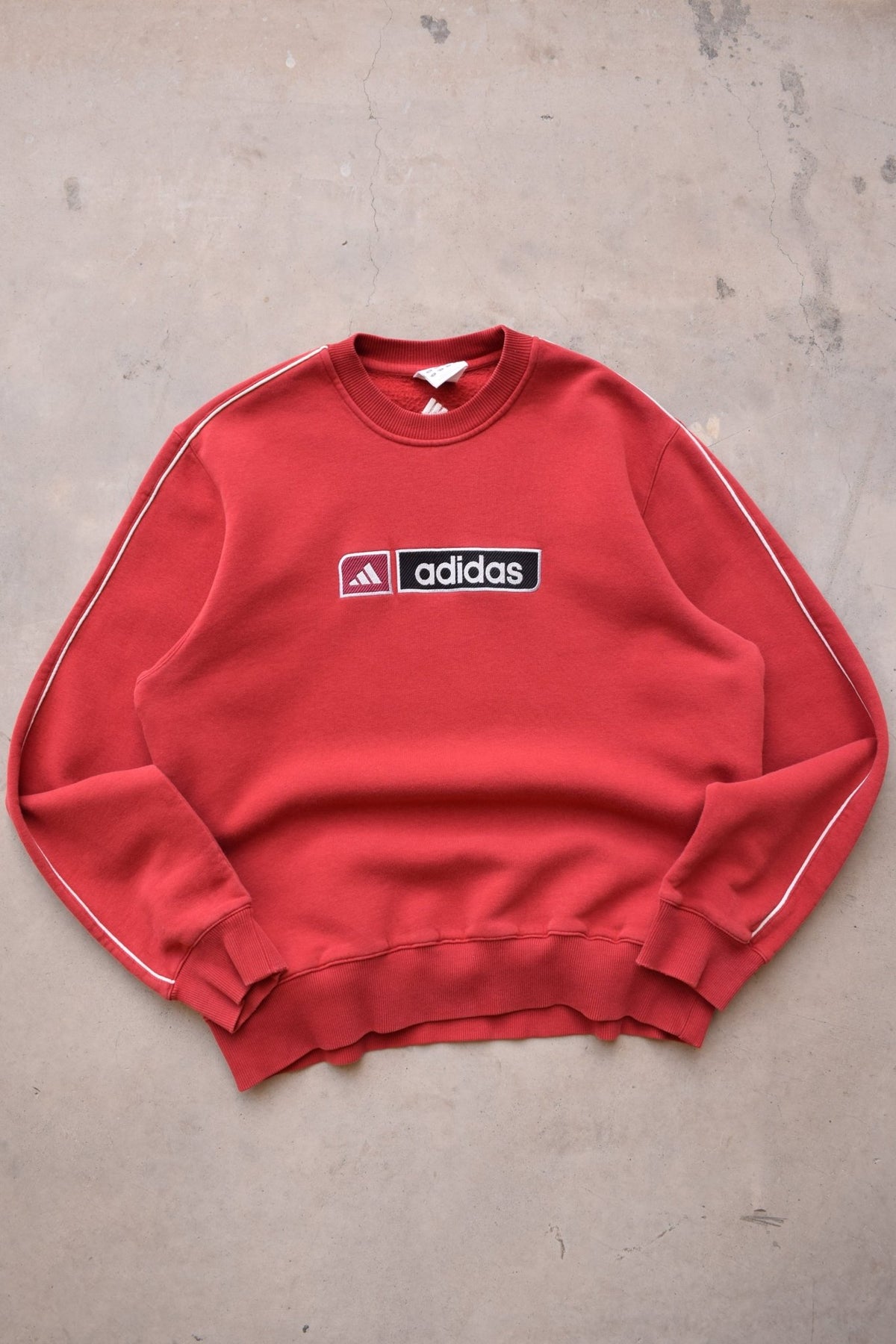 Adidas Red Embroidered Spellout Crewneck — 2000s (M) - Retrospective Store