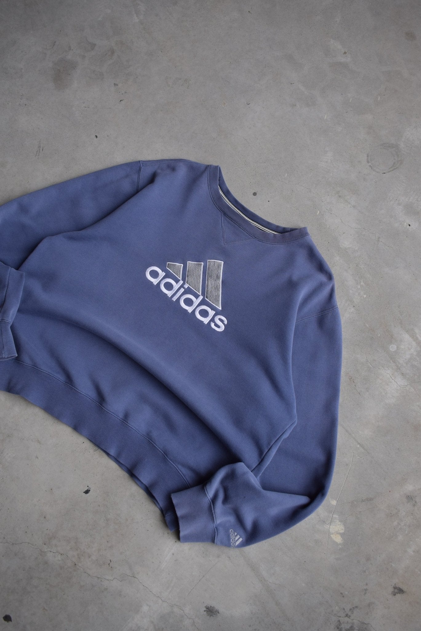 Adidas Spellout Embroidered Crewneck — 2000s (M) - Retrospective Store