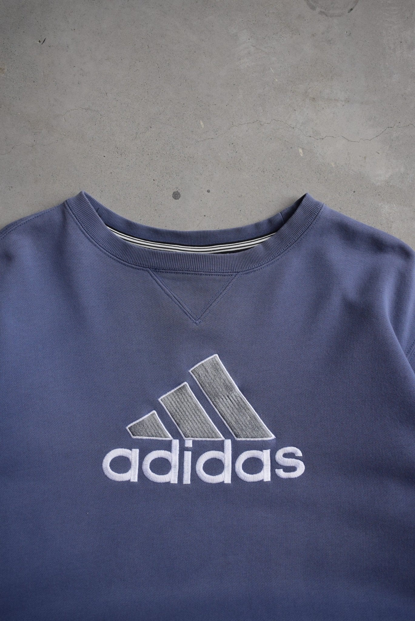 Adidas Spellout Embroidered Crewneck — 2000s (M) - Retrospective Store