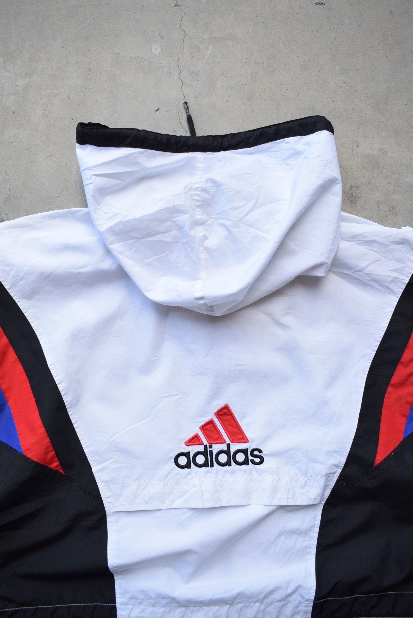 Adidas White & Black Embroidered Logo Spray Jacket — 1990s (M) - Retrospective Store