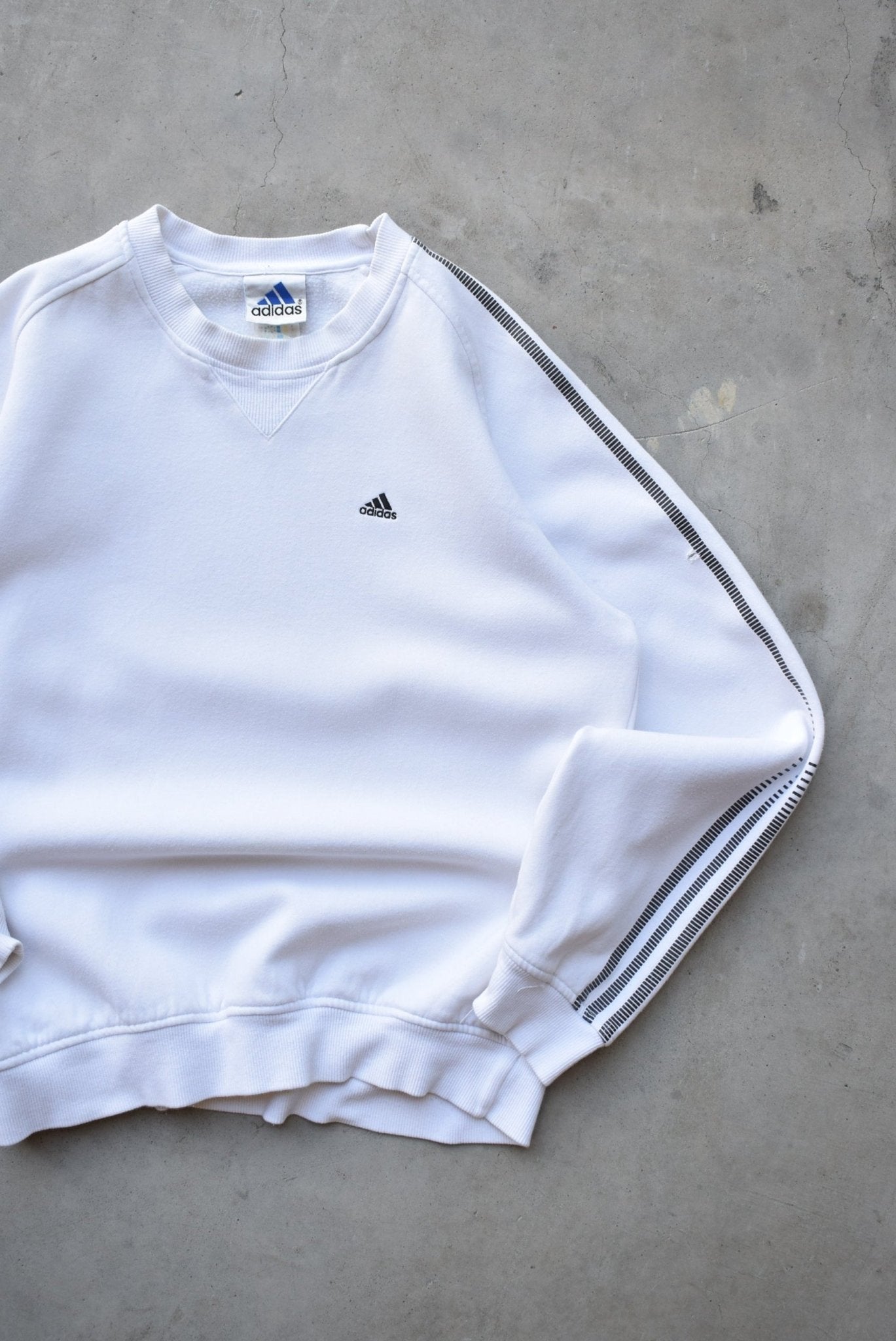 Adidas White Embroidered Logo Crewneck — 1990s (S) - Retrospective Store