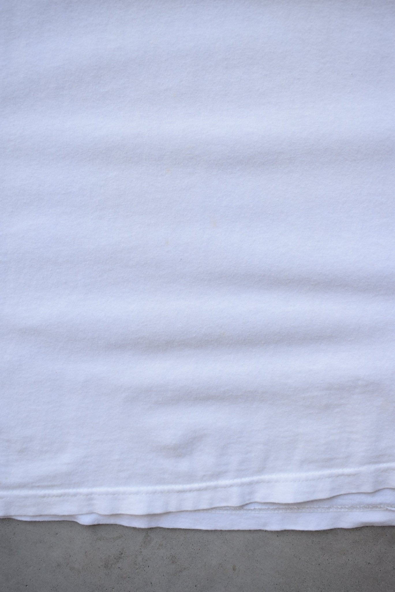 Adidas White Graphic Tee — 1990s (L) - Retrospective Store