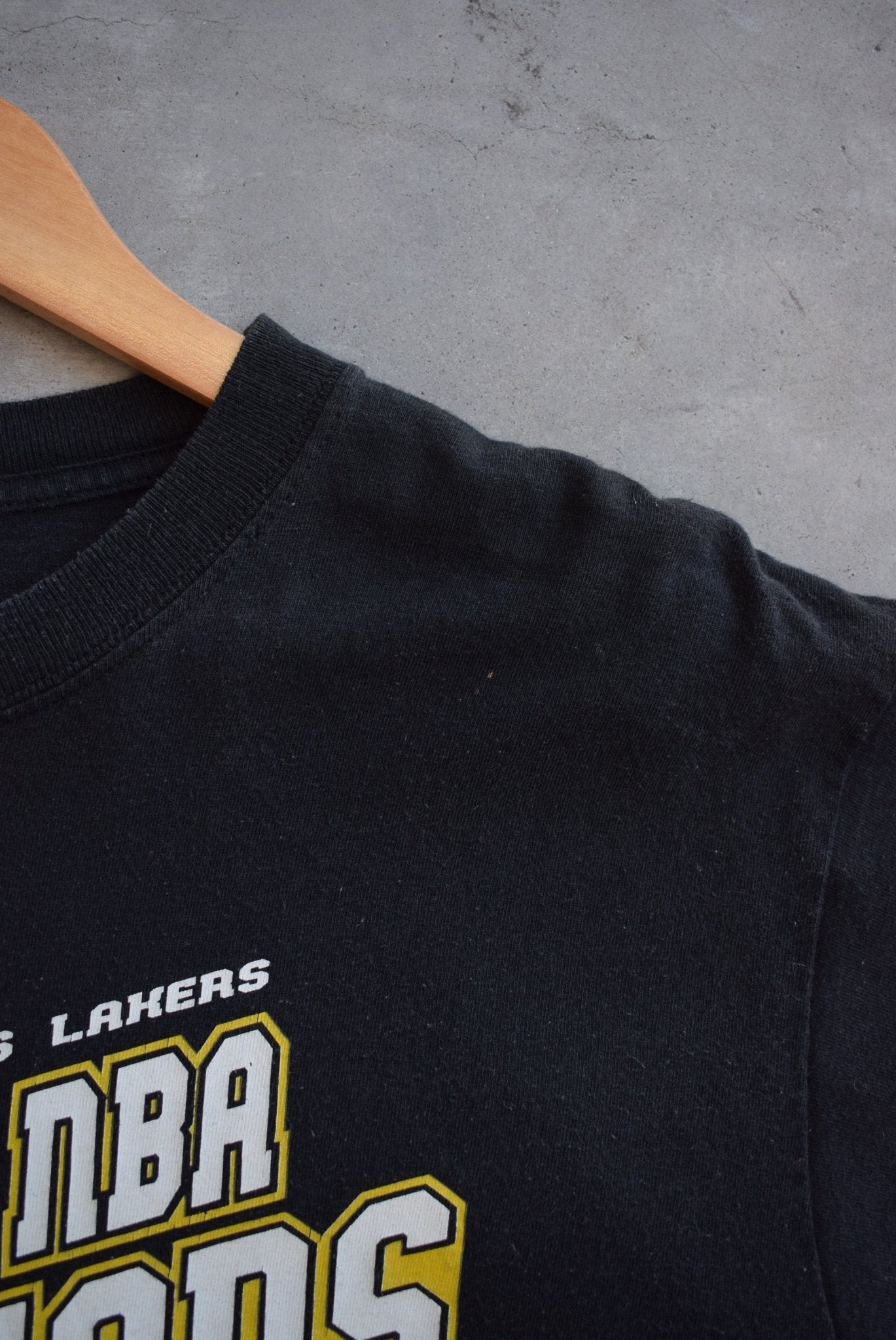 Adidas x NBA Los Angeles Lakers Champions Tee — 2009 (L) - Retrospective Store