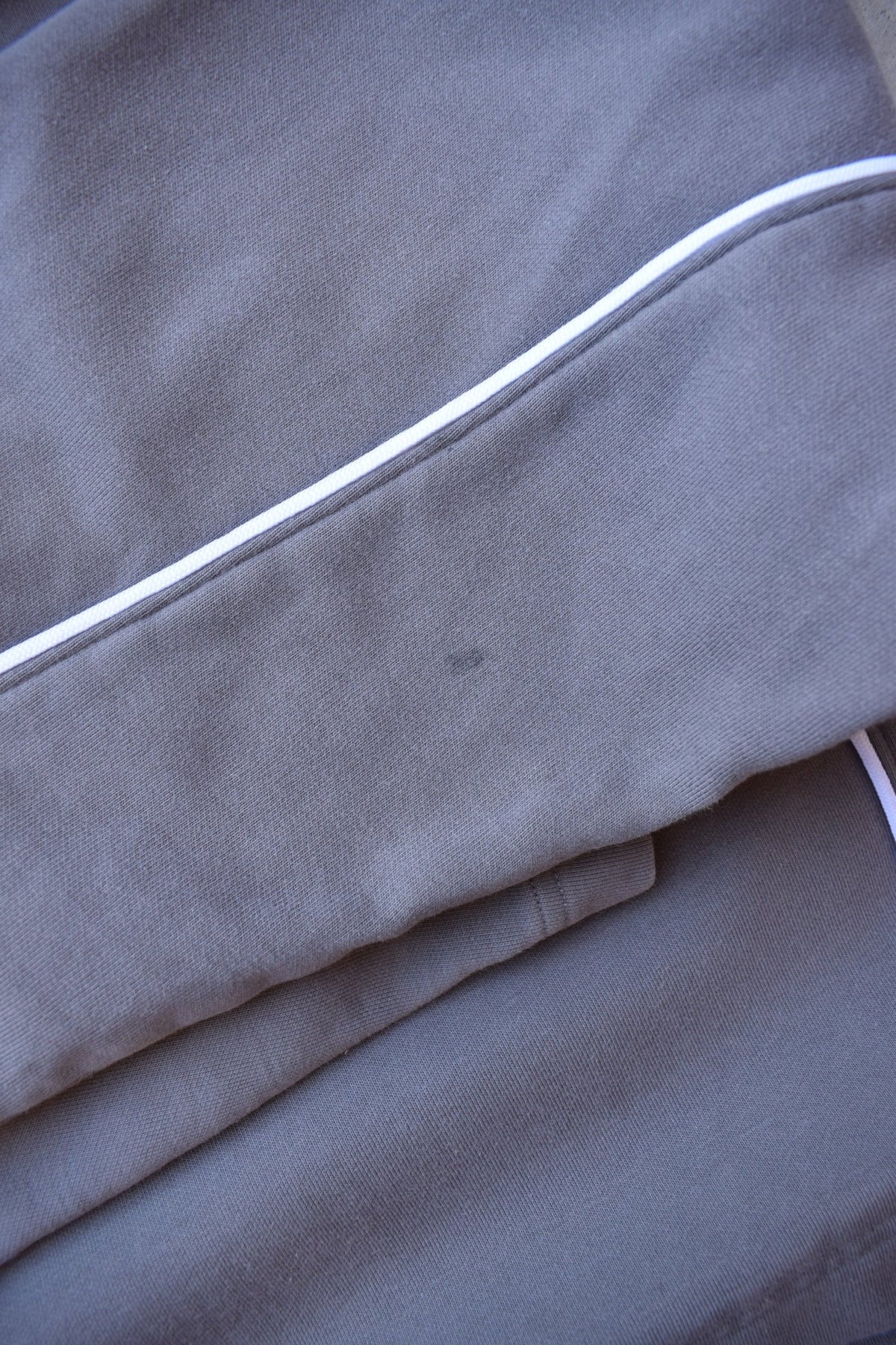 Air Jordan Grey Embroidered Logo Hoodie — 2000s (XL/XXL) - Retrospective Store