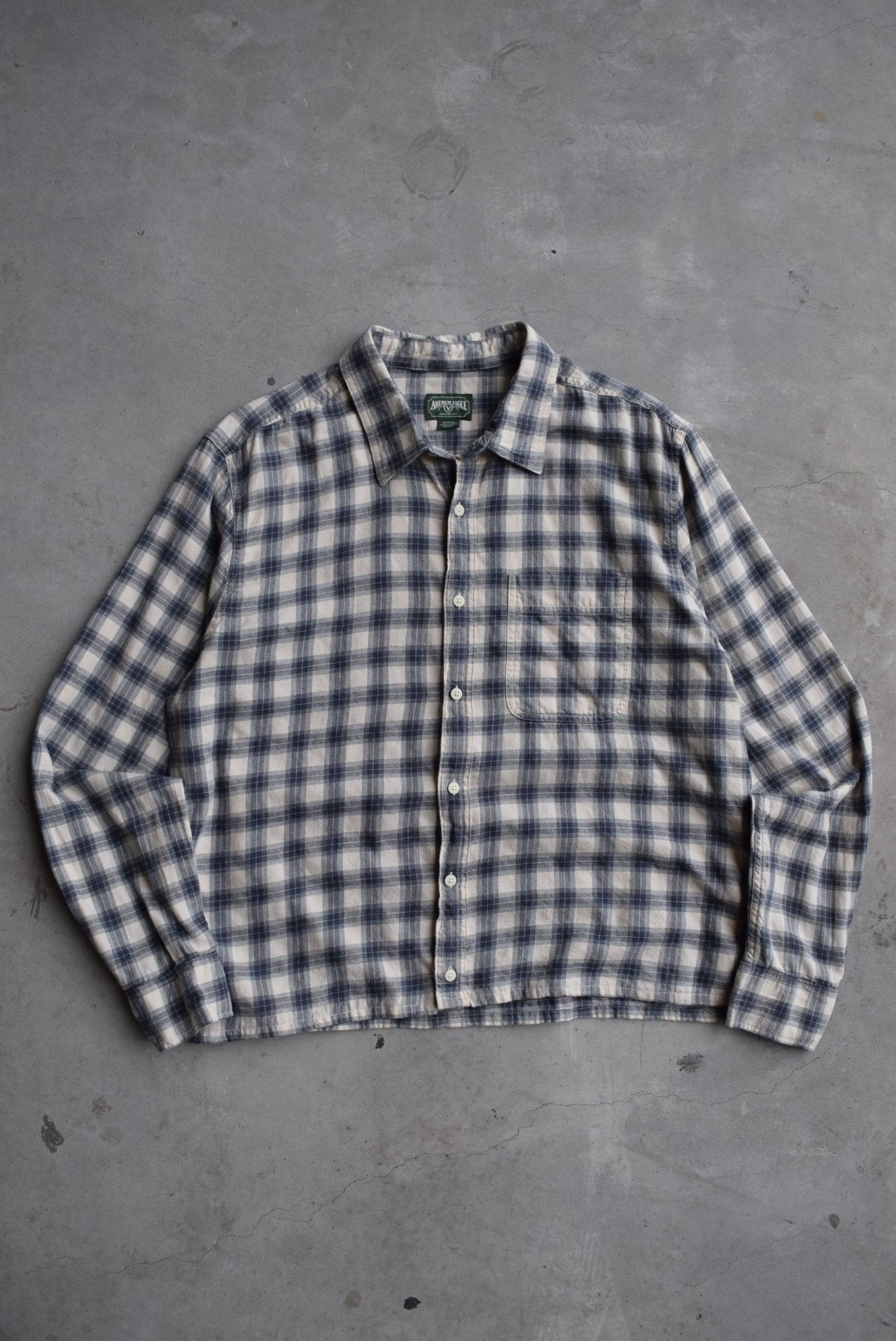 American Eagle Cropped Long Sleeve Button Up — 2000s (M/L) - Retrospective Store