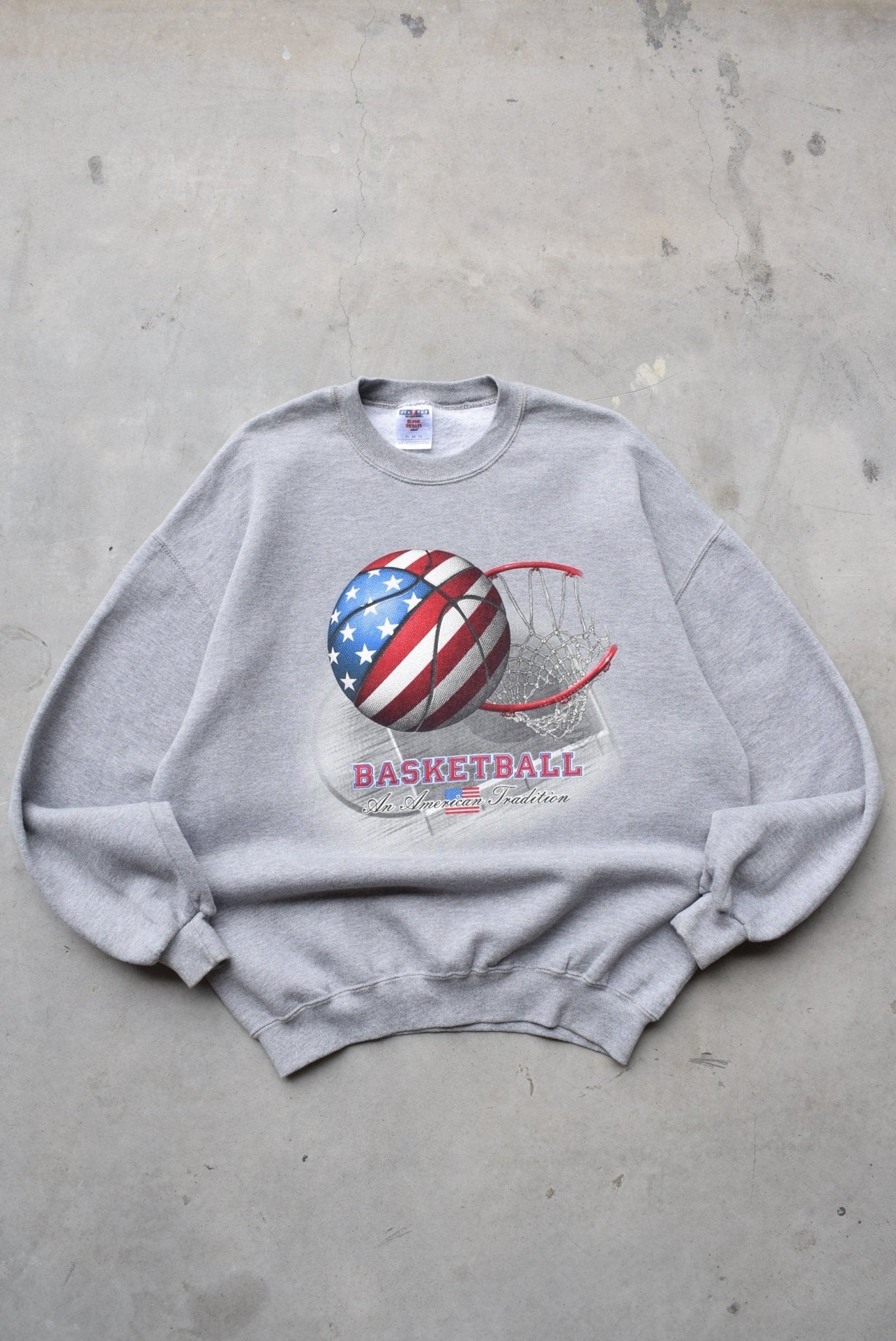 Basketball Grey Graphic Crewneck — 1990s (XL) - Retrospective Store