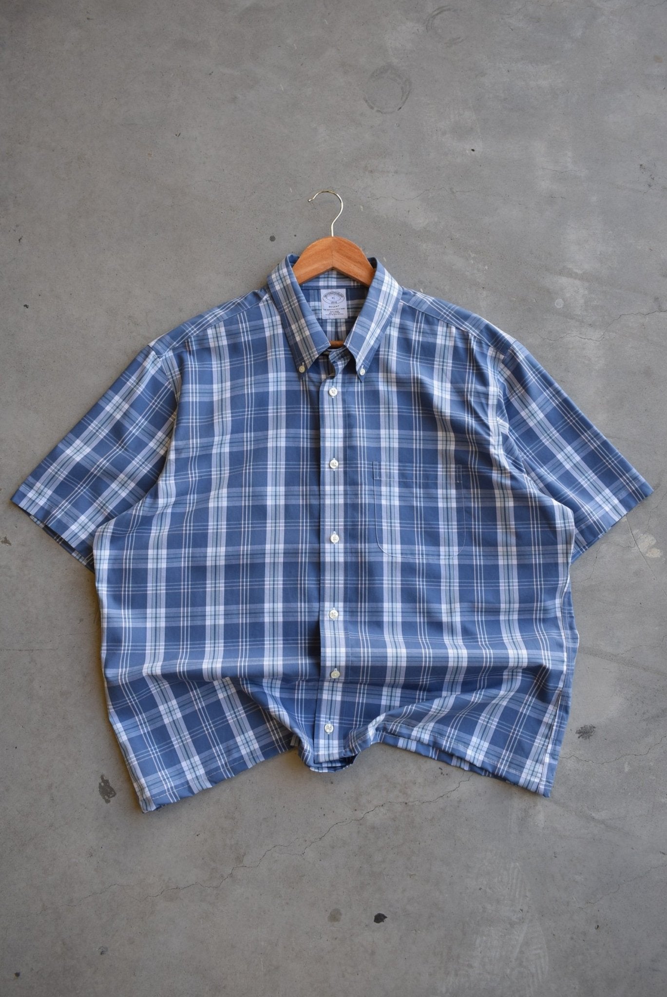 Brooks Brothers Cropped Button Up — 2000s (XL) - Retrospective Store