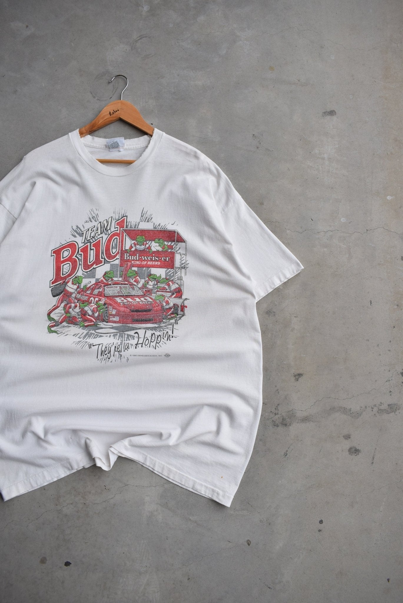 Budweiser Racing Team White Graphic Tee — 1996 (XXL) - Retrospective Store