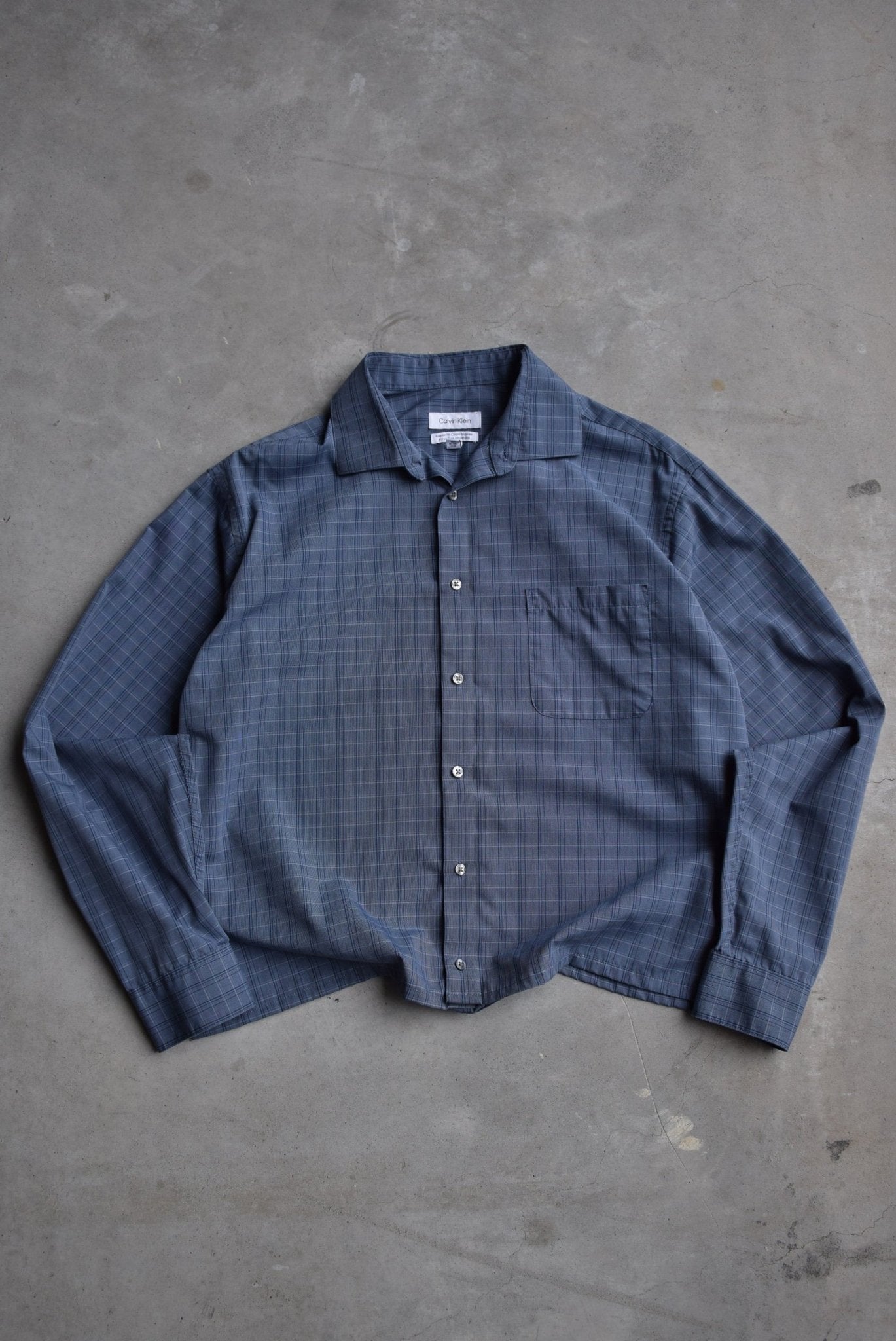 Calvin Klein Cropped Long Sleeve Button Up — 2000s (M) - Retrospective Store