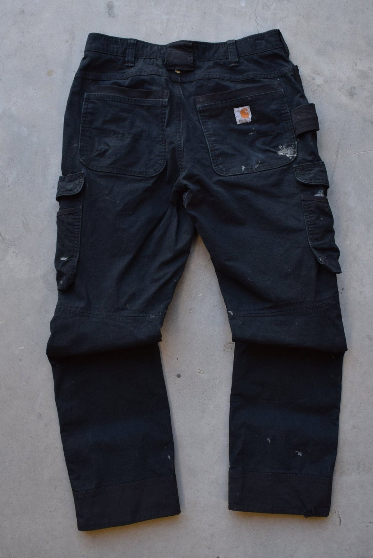 Carhartt Black Cargo Pants — 2000s (32) - Retrospective Store