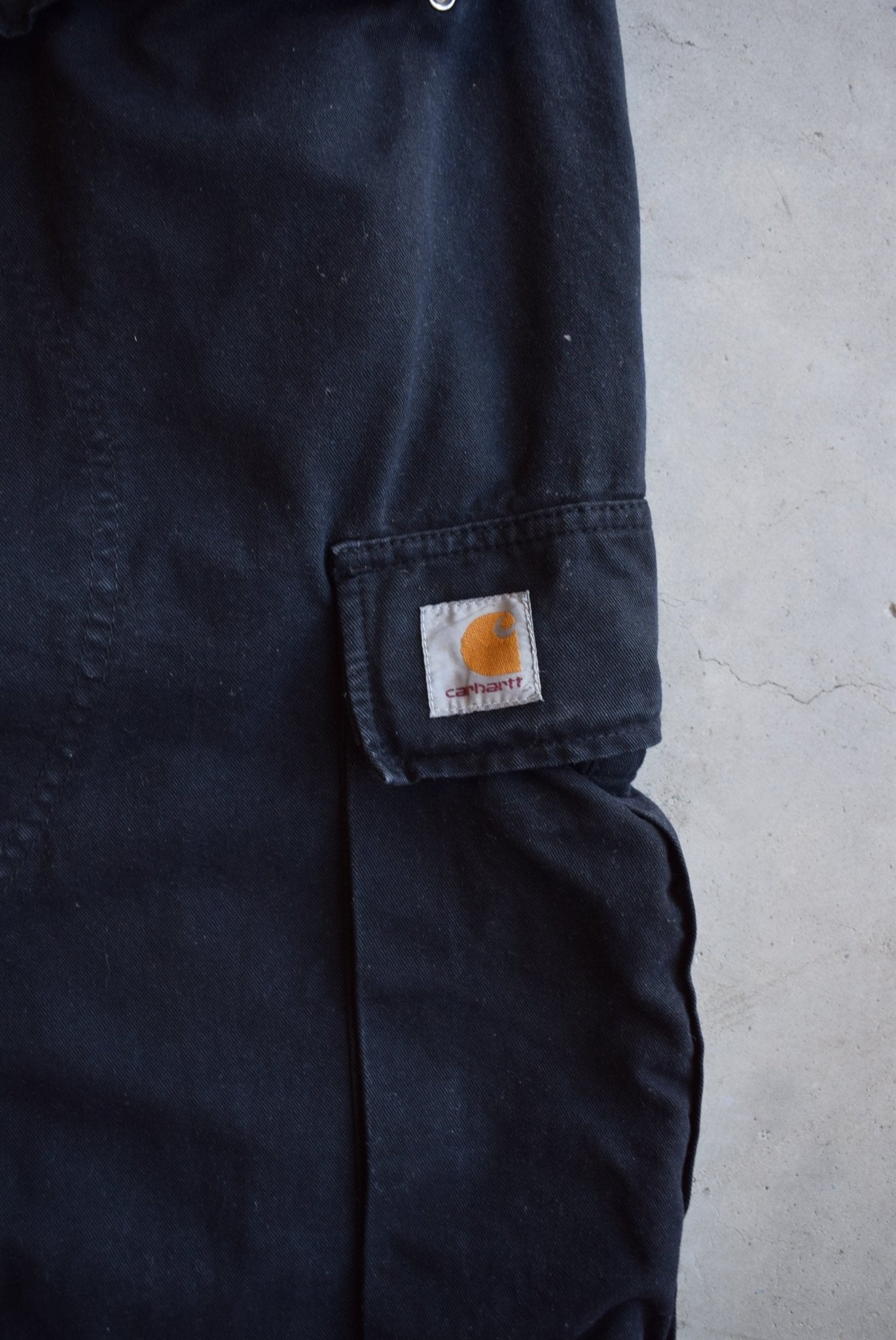 Carhartt Black Cargo Pants — 2000s (35) - Retrospective Store