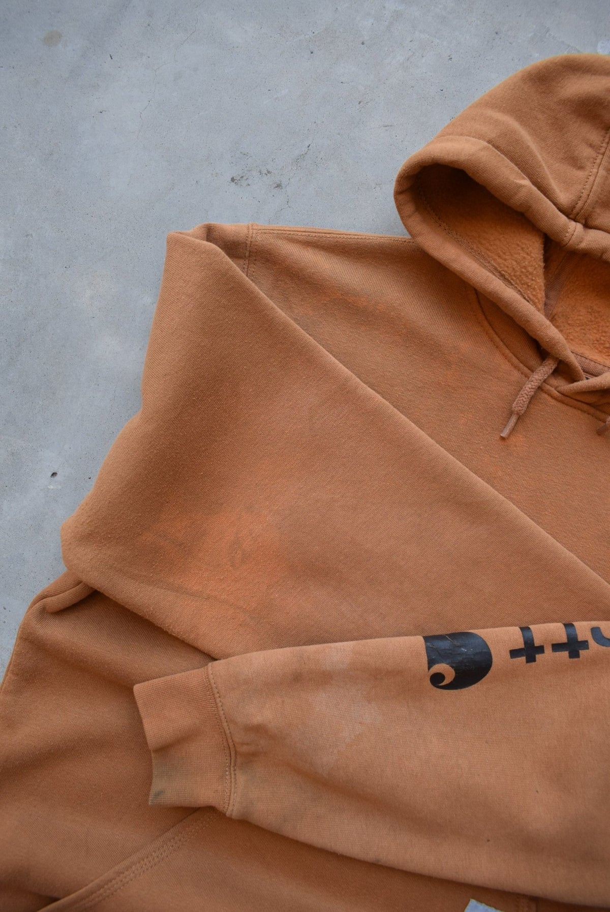 Carhartt Brown Classic Logo Hoodie — 1990s (L) - Retrospective Store