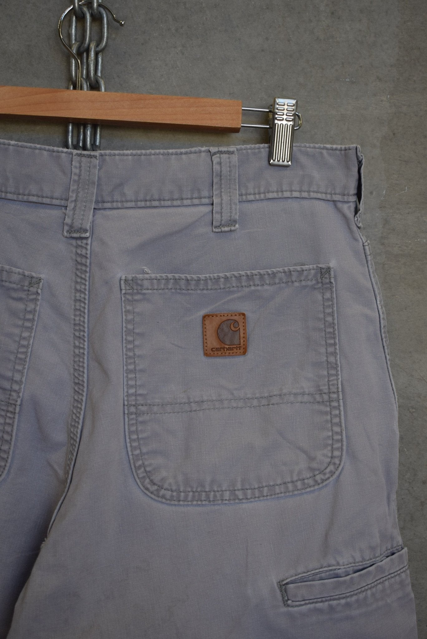 Carhartt Carpenter Shorts — 2000s (32) - Retrospective Store