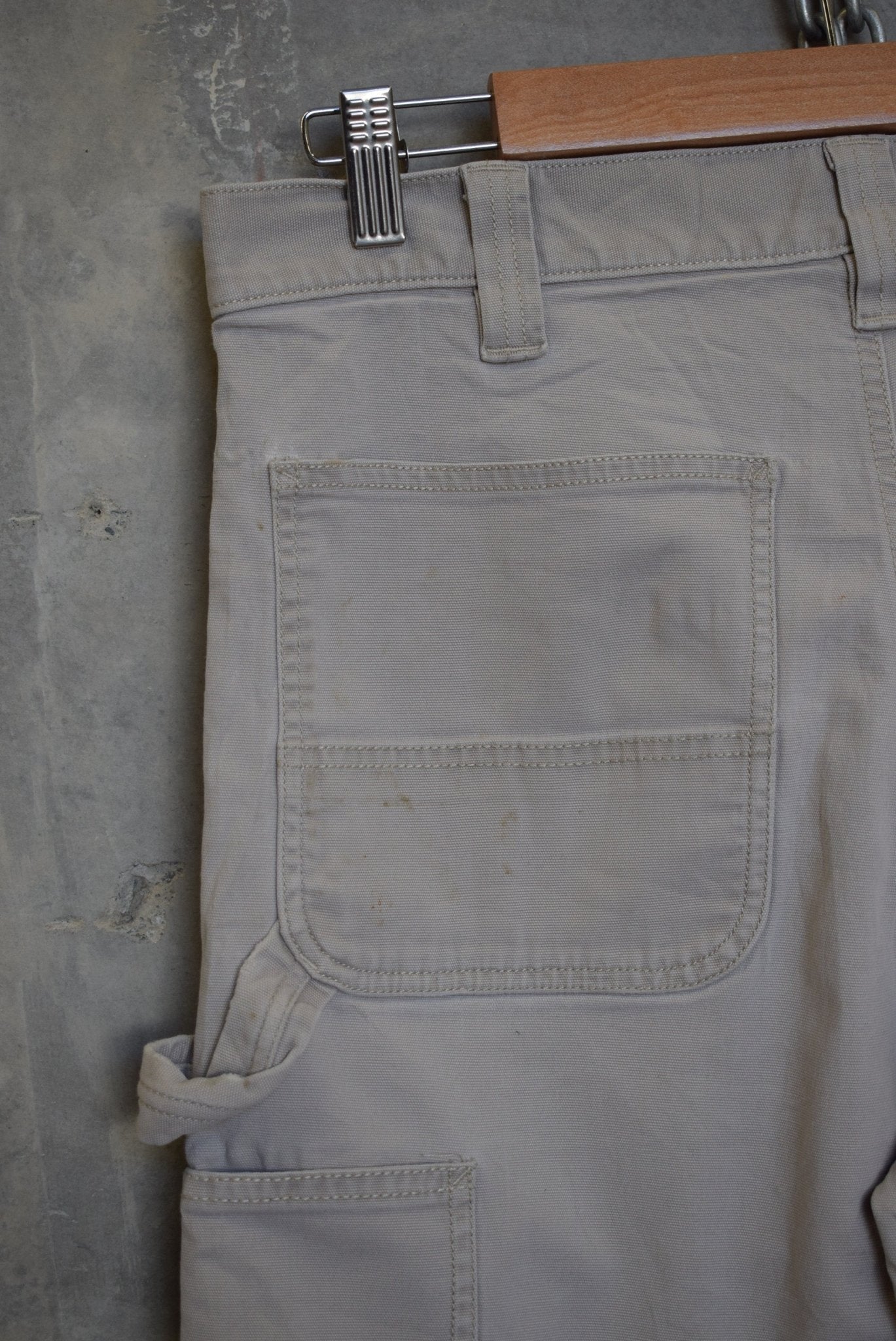 Carhartt Carpenter Shorts — 2000s (33) - Retrospective Store