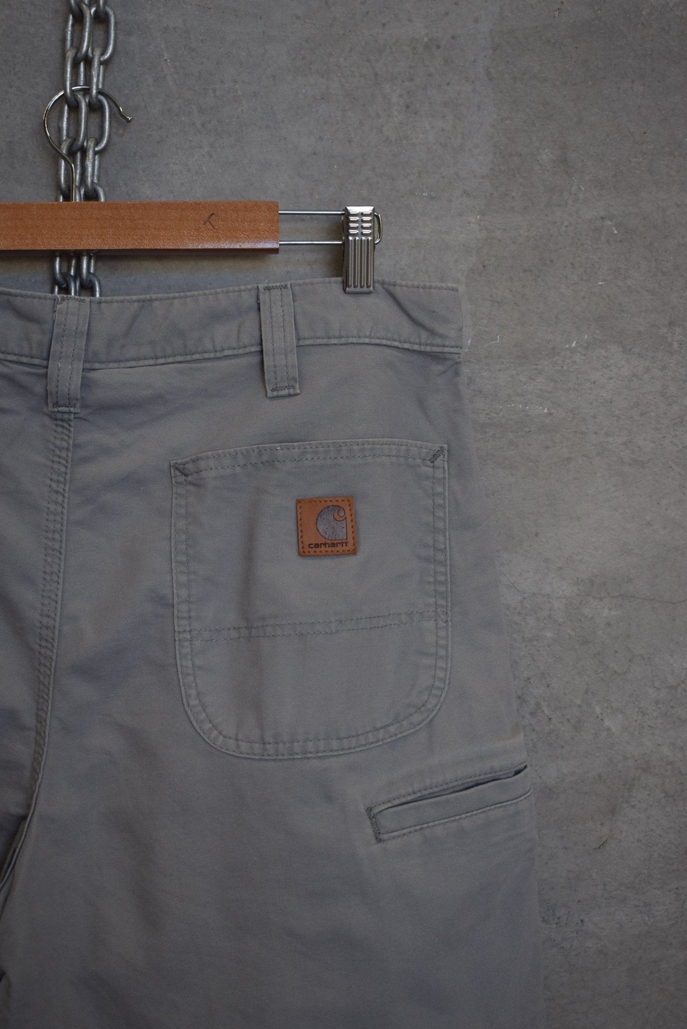 Carhartt Carpenter Shorts — 2000s (36) - Retrospective Store