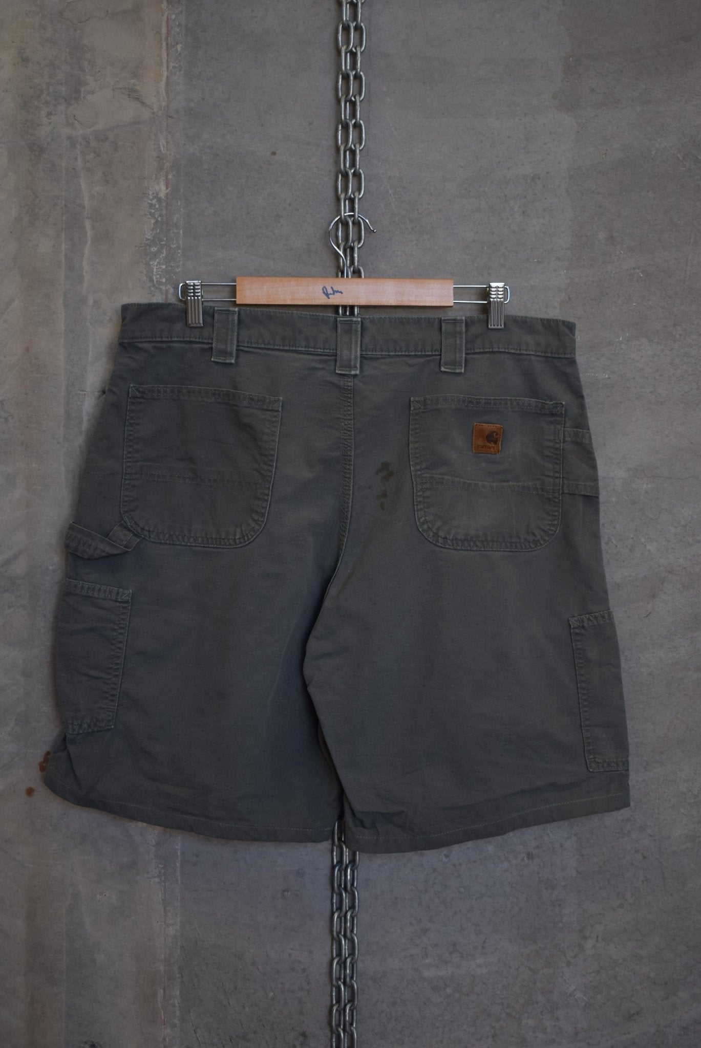 Carhartt Carpenter Shorts — 2000s (38) - Retrospective Store
