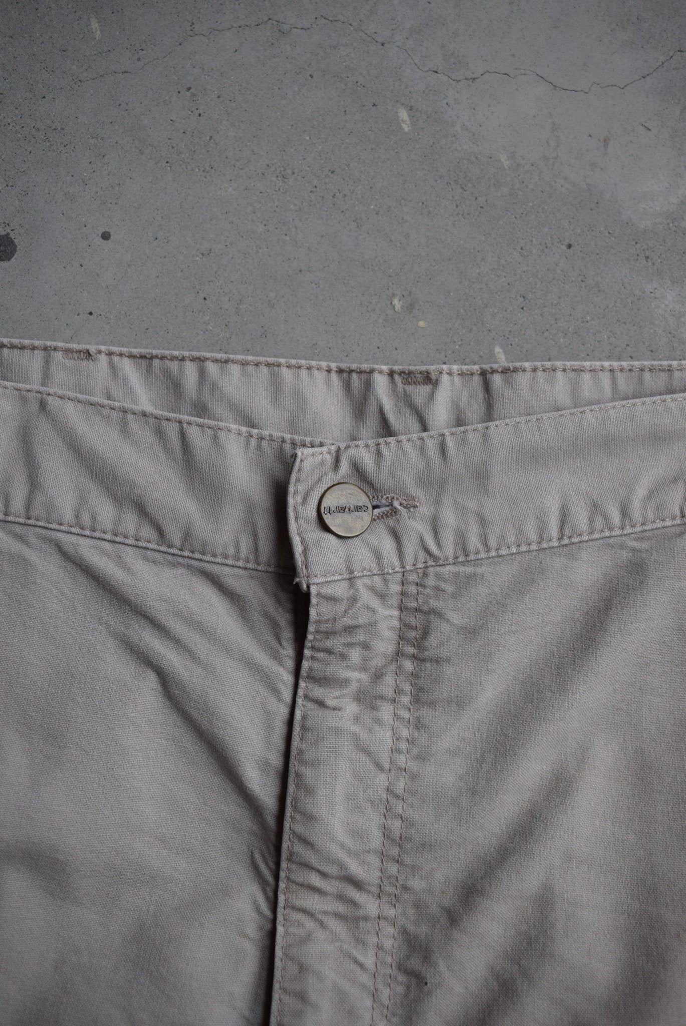 Carhartt Carpenter Shorts — 2000s (38) - Retrospective Store
