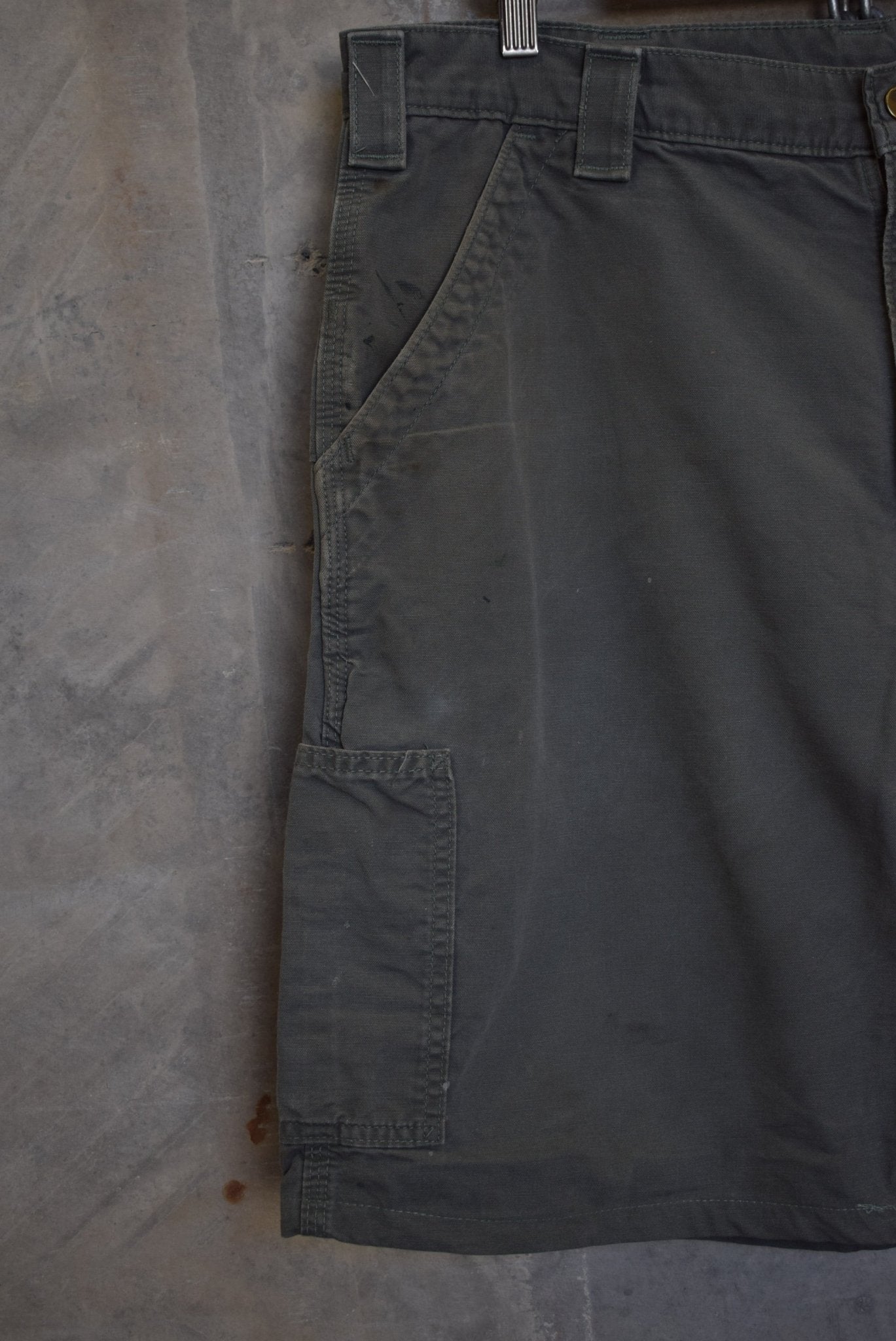 Carhartt Carpenter Shorts — 2000s (38) - Retrospective Store