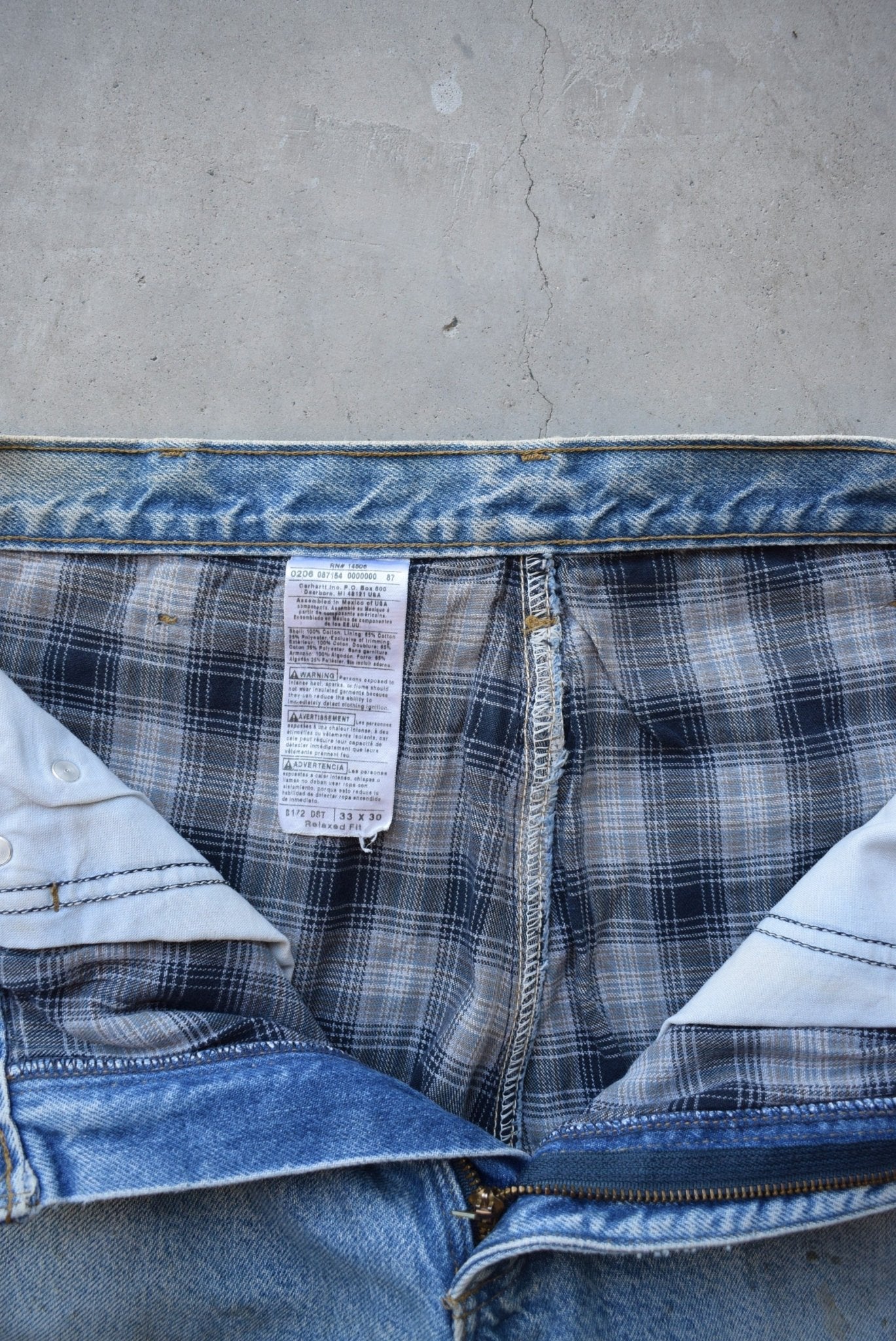 Carhartt Denim Flannel-Lined Jeans — 2000s (33) - Retrospective Store