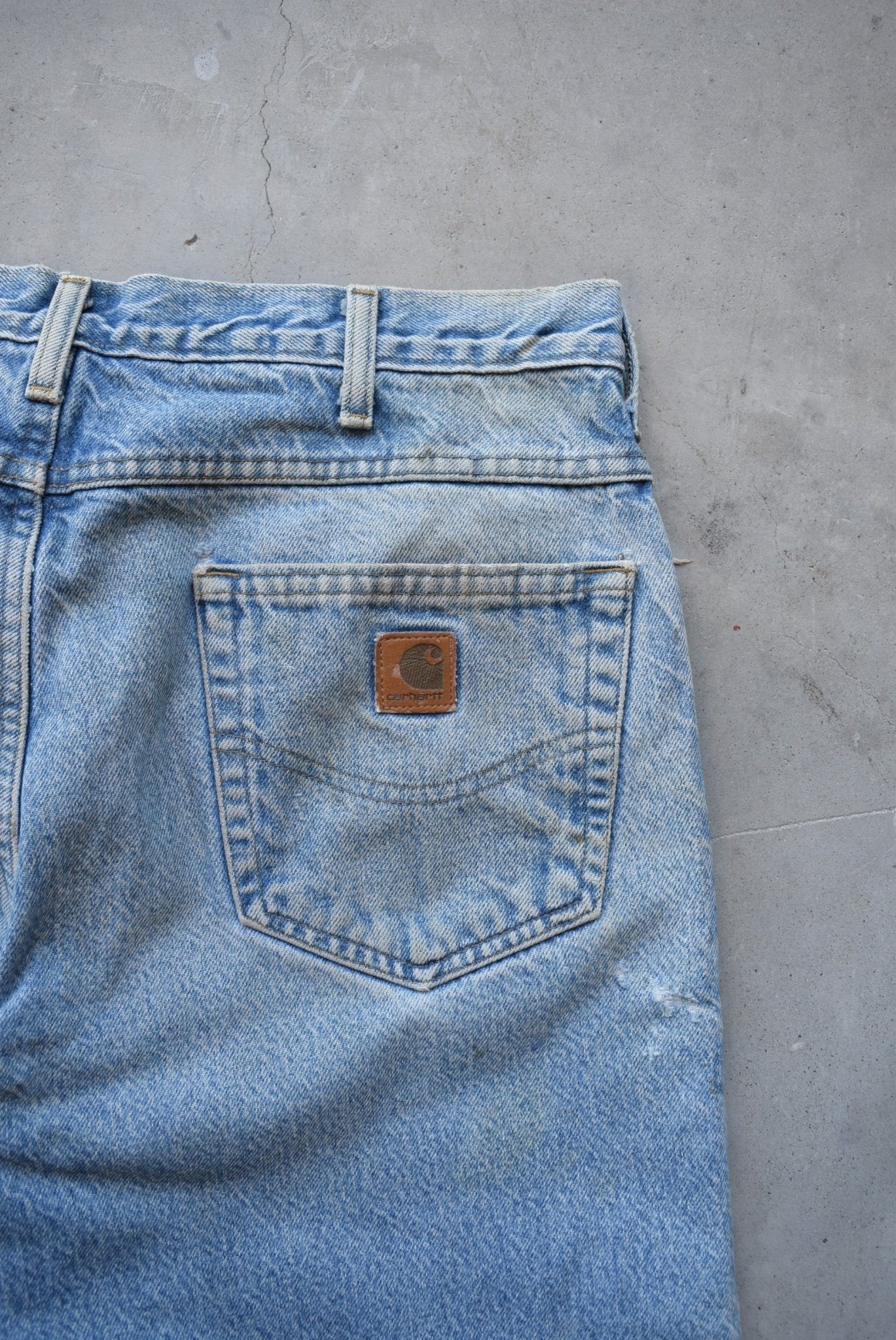 Carhartt Denim Flannel-Lined Jeans — 2000s (33) - Retrospective Store
