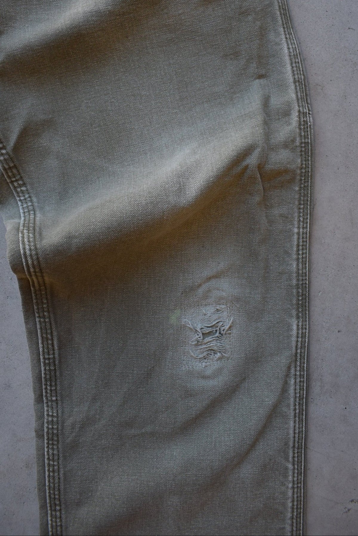 Carhartt Green Carpenter Pants — 2000s (34) - Retrospective Store