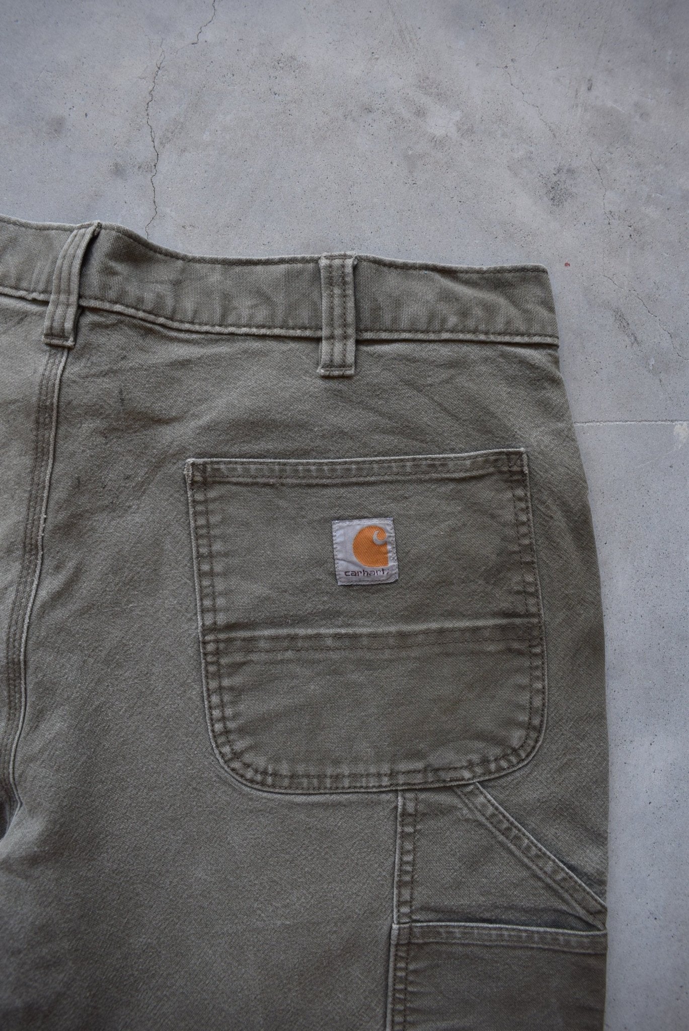 Carhartt Green Carpenter Shorts — 2000s (38) - Retrospective Store