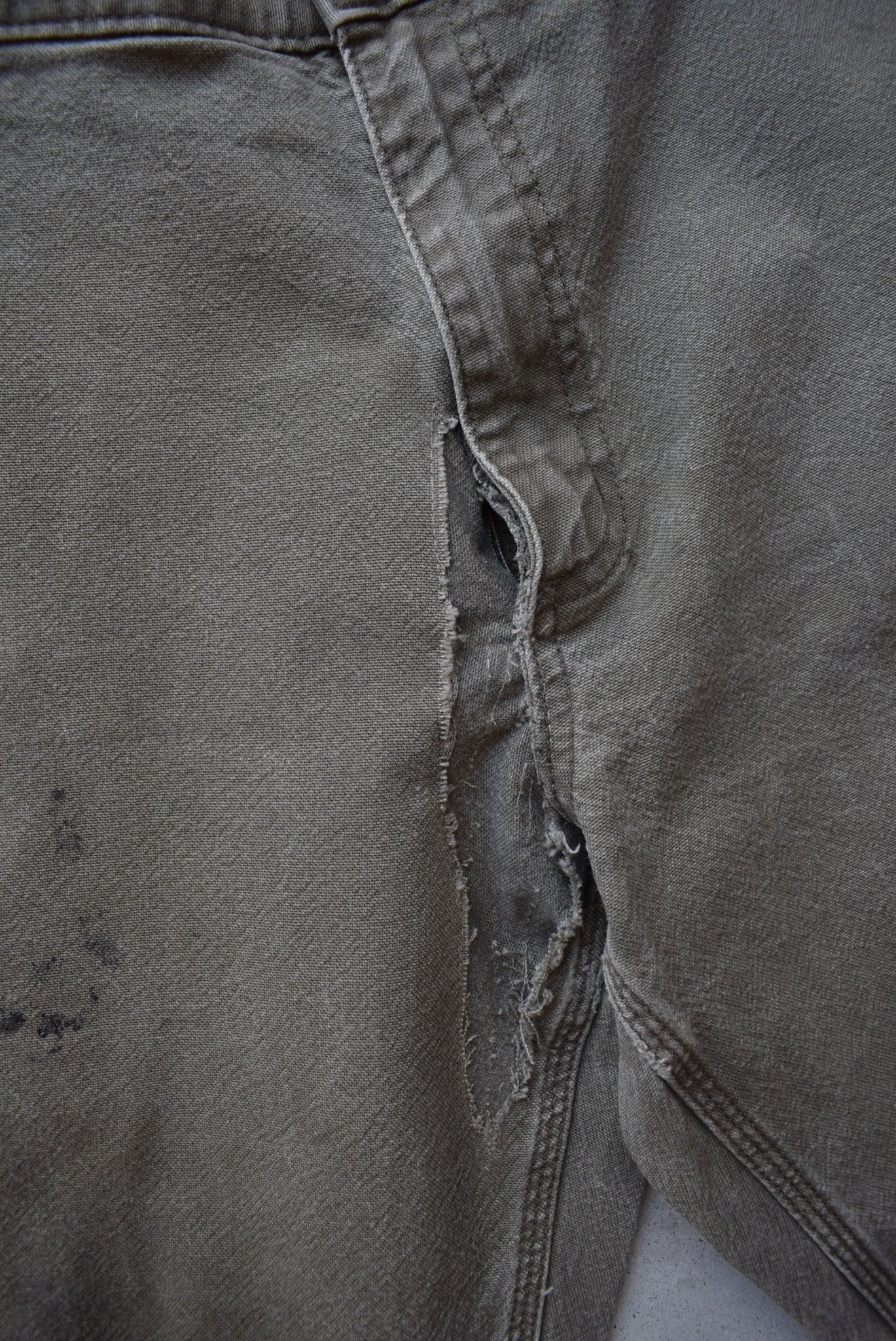 Carhartt Green Carpenter Shorts — 2000s (38) - Retrospective Store