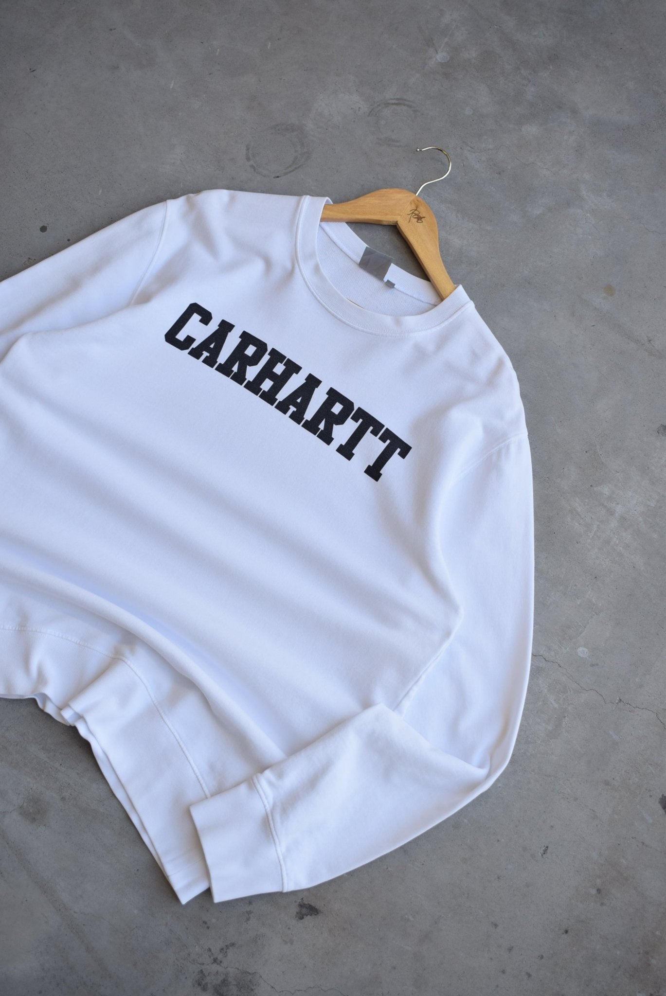 Carhartt Spellout Lightweight Crewneck — 2000s (M) - Retrospective Store