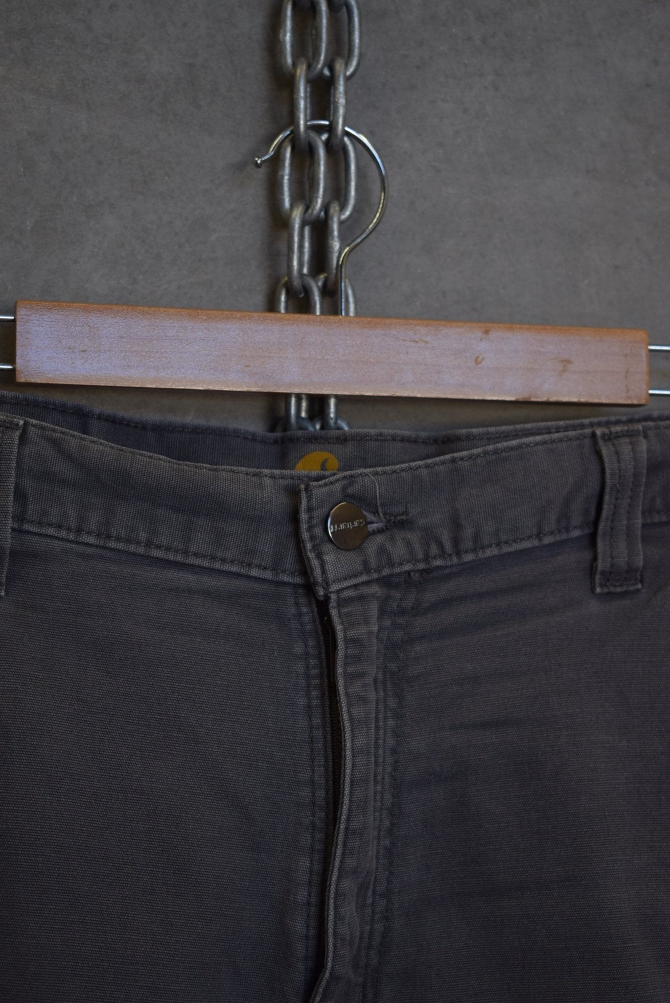 Carhartt Workwear Shorts — 2000s (36) - Retrospective Store