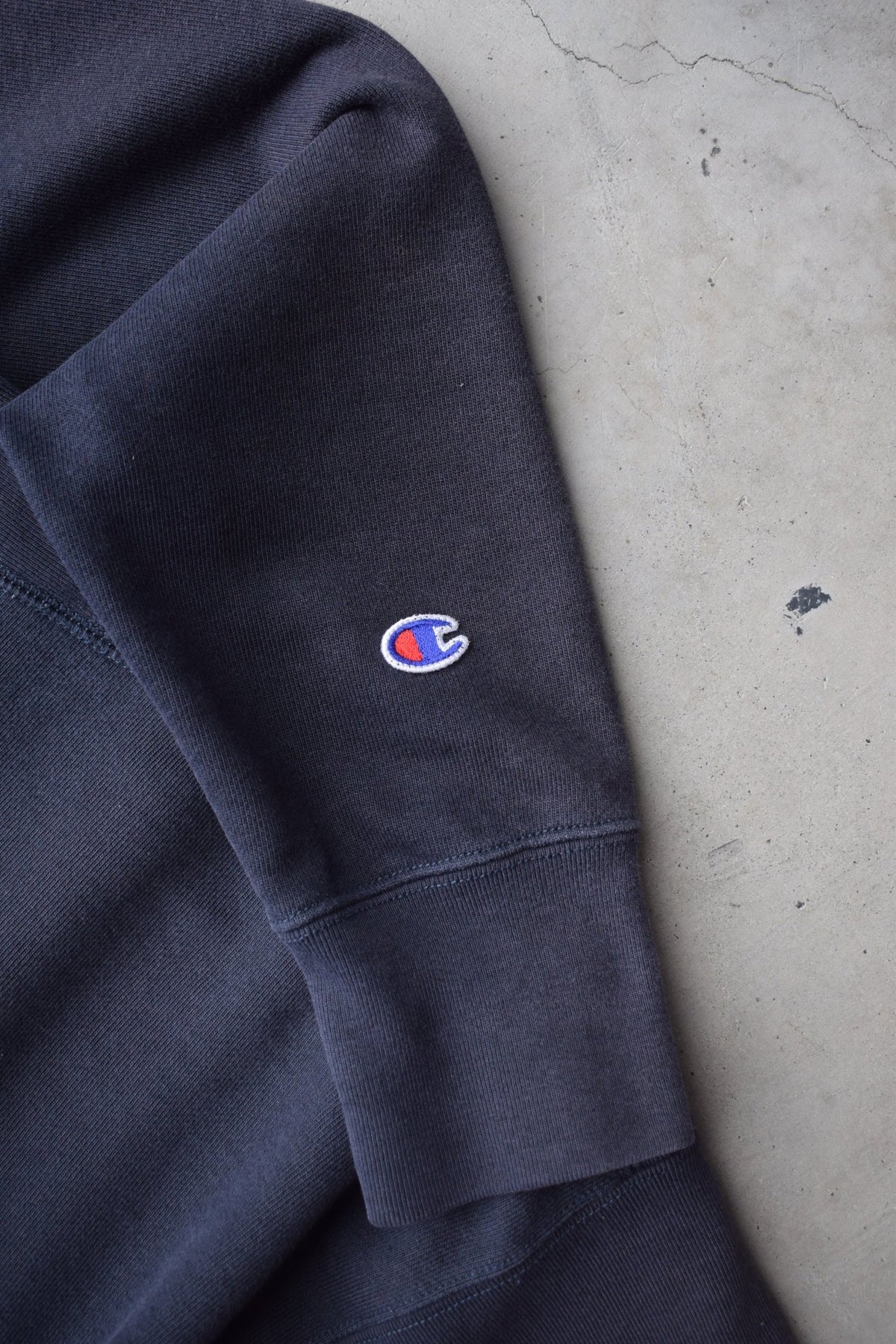 Champion Reverse-Weave Navy Embroidered Spellout Crewneck — 2000s (S) - Retrospective Store