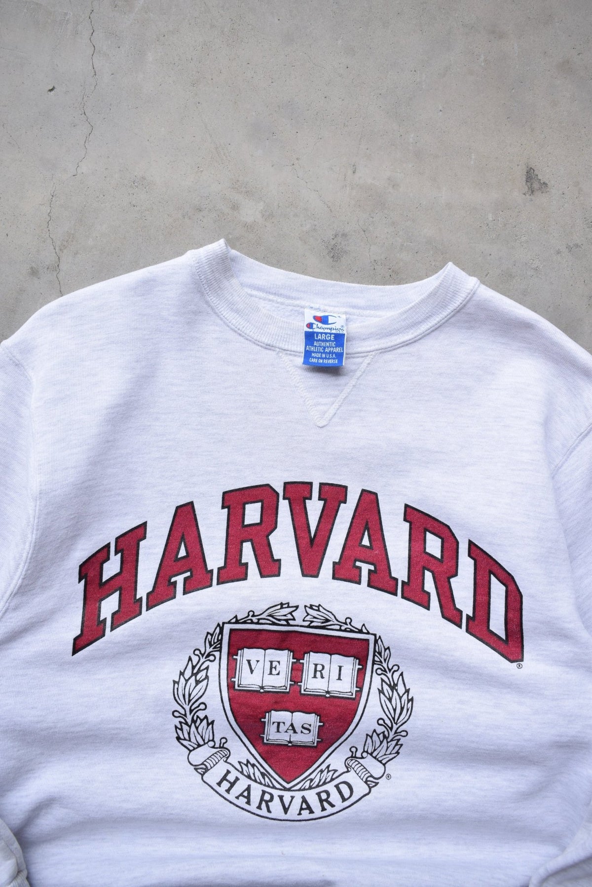 Champion x Harvard University Grey Graphic Crewneck — 1990s (S/M) - Retrospective Store