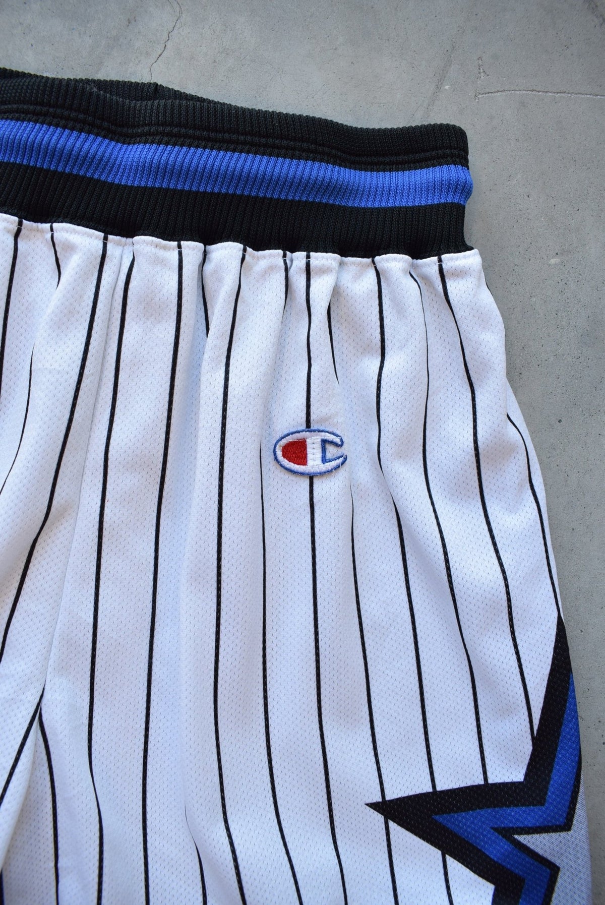 Champion x NBA Orlando Magic White Basketball Shorts — 1990s (S) - Retrospective Store
