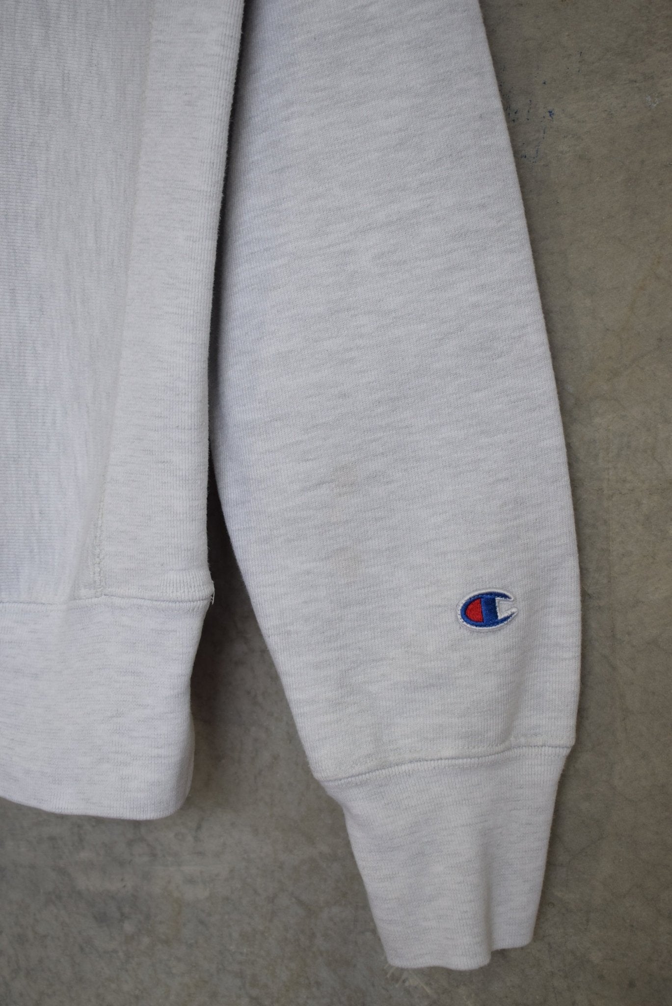 Champion x University of Tennessee Embroidered Crewneck — 2000s (S) - Retrospective Store