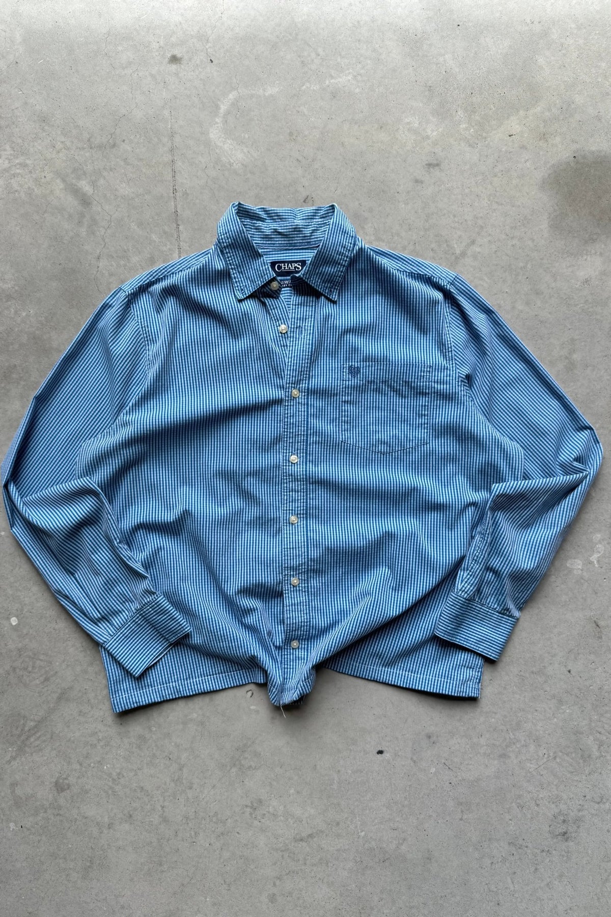 Chaps Ralph Lauren Blue Cropped Long Sleeve Button Up — 2000s (L) - Retrospective Store