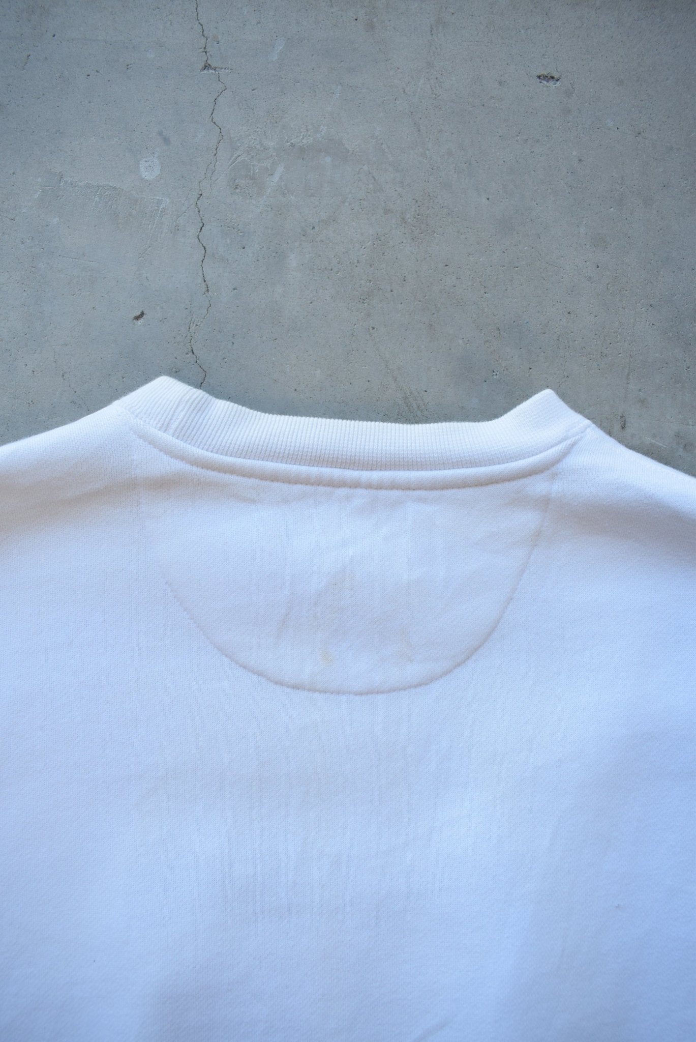 Chaps Ralph Lauren White Embroidered Spellout Crewneck — 2000s (L) - Retrospective Store