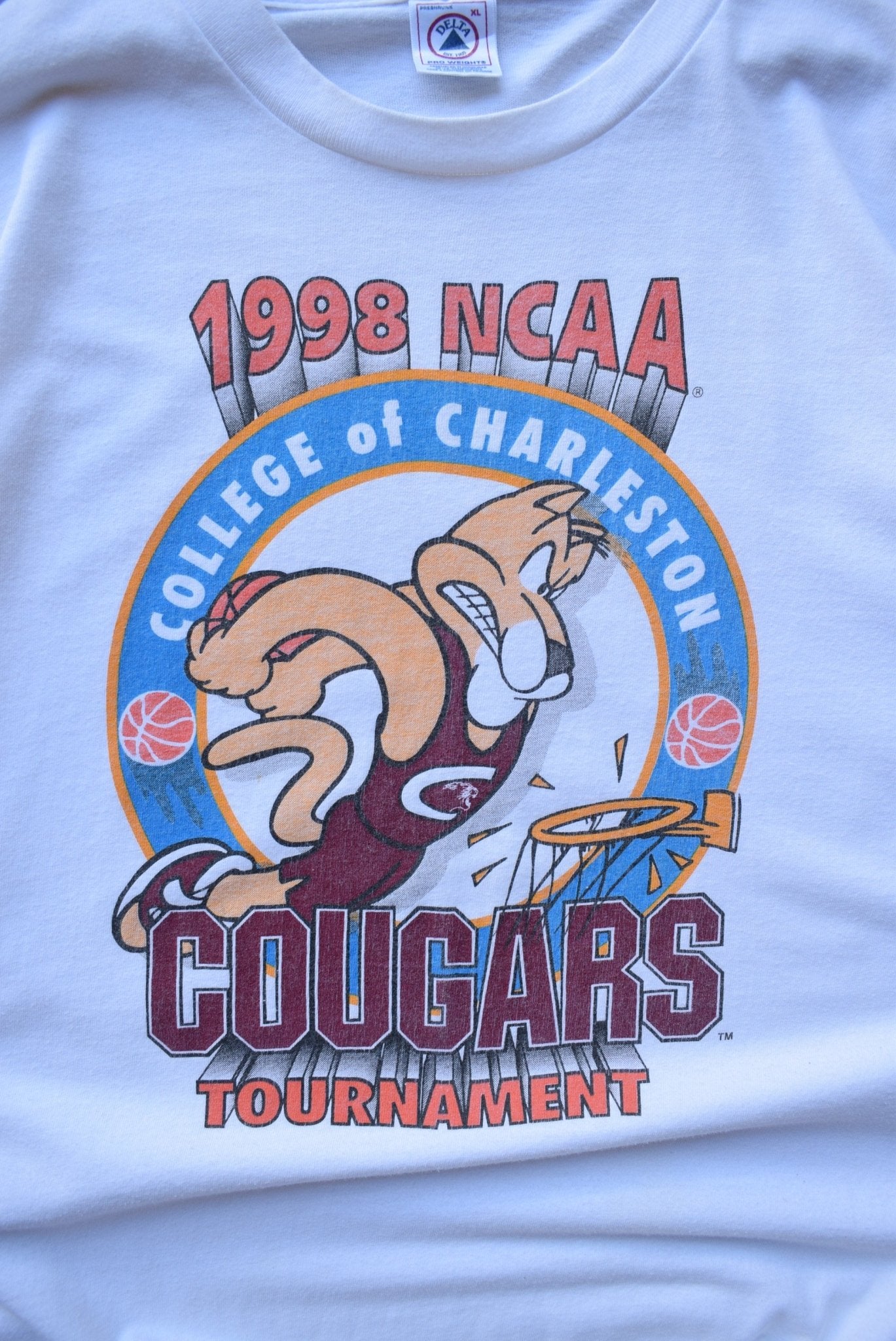 College of Charleston Basketball White Graphic Tee — 1998 (XL) - Retrospective Store