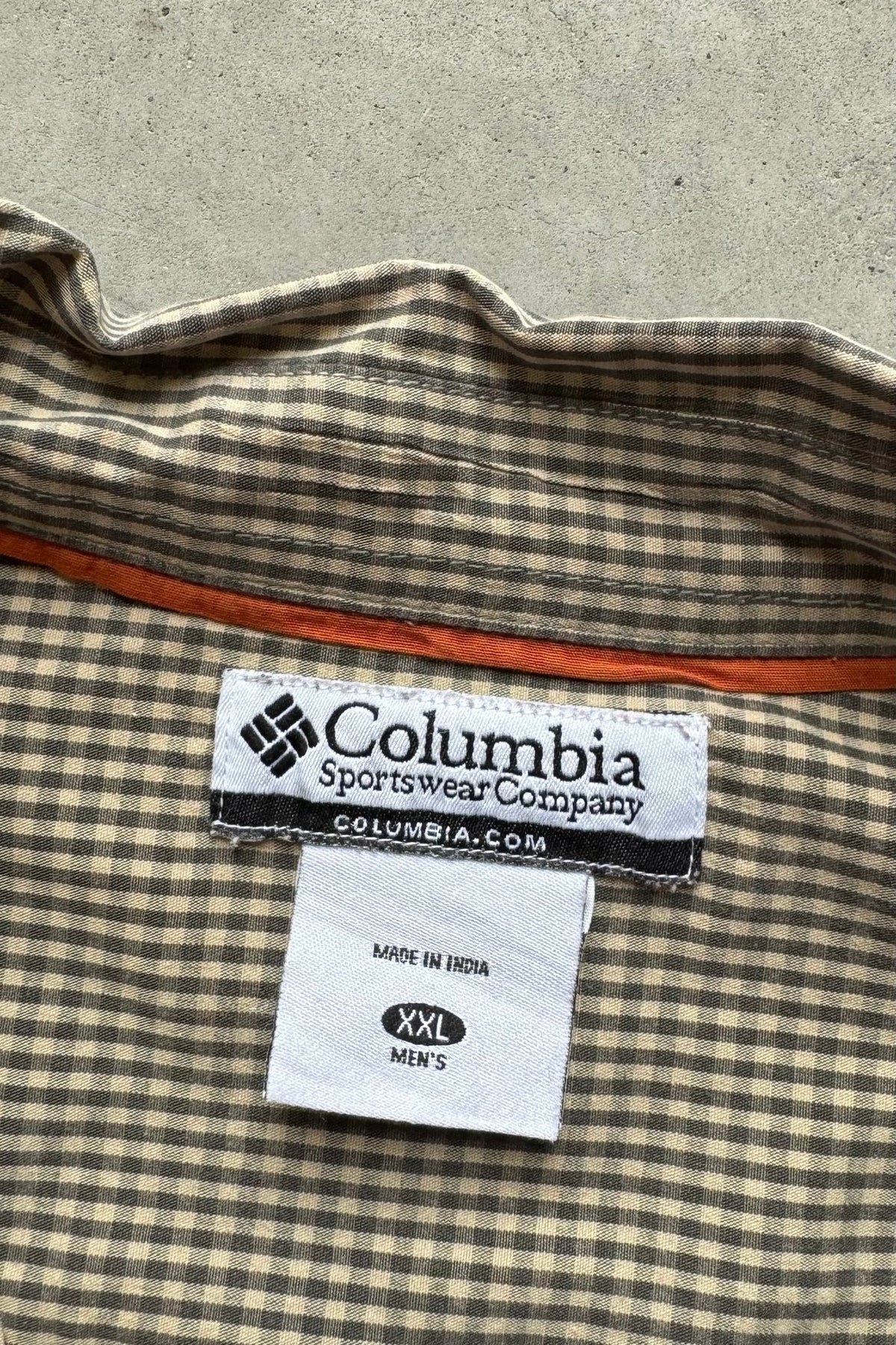Columbia Brown Cropped Long Sleeve Button Up — 2000s (XXL) - Retrospective Store