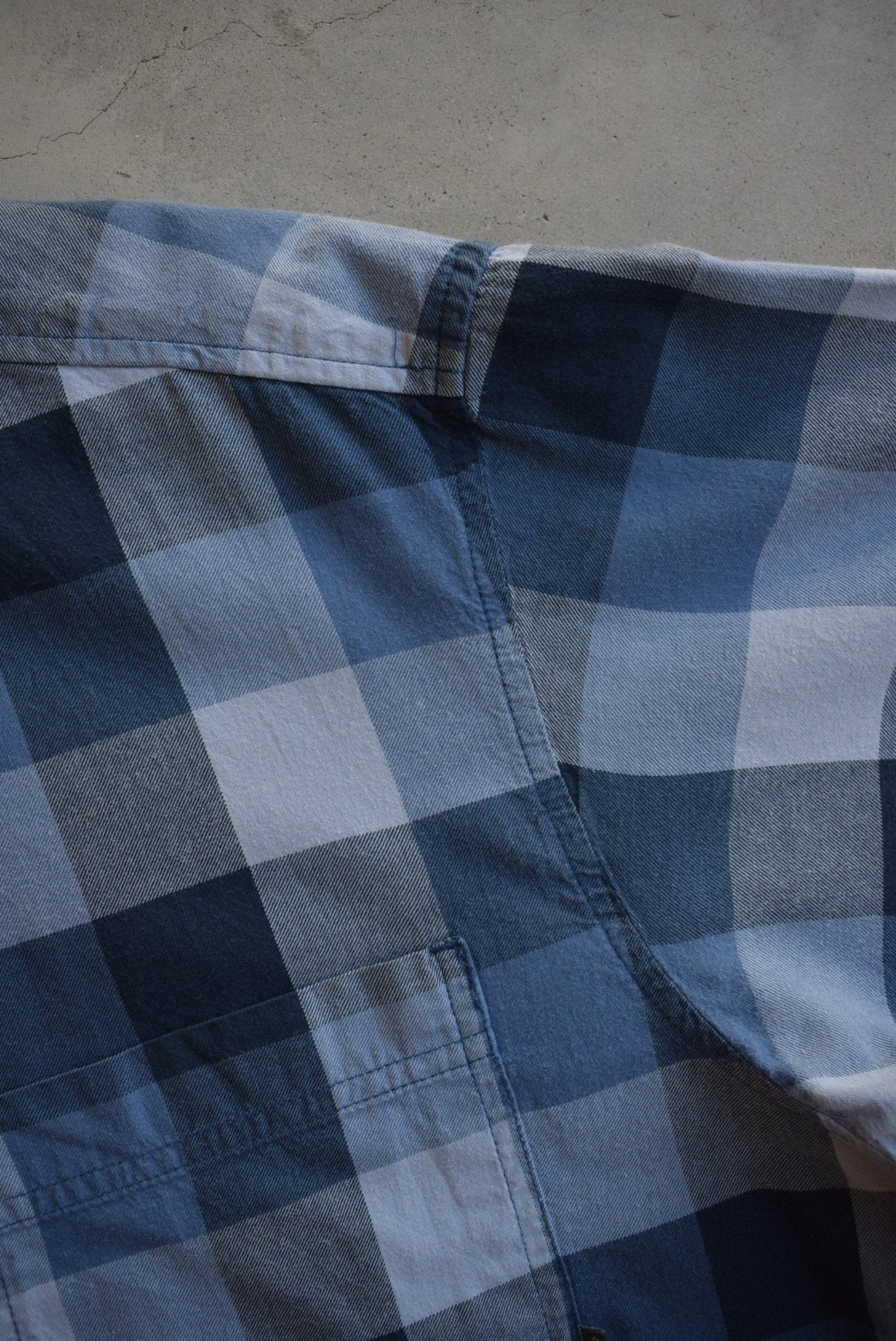 Columbia Cropped Button Up — 2000s (L/XL) - Retrospective Store