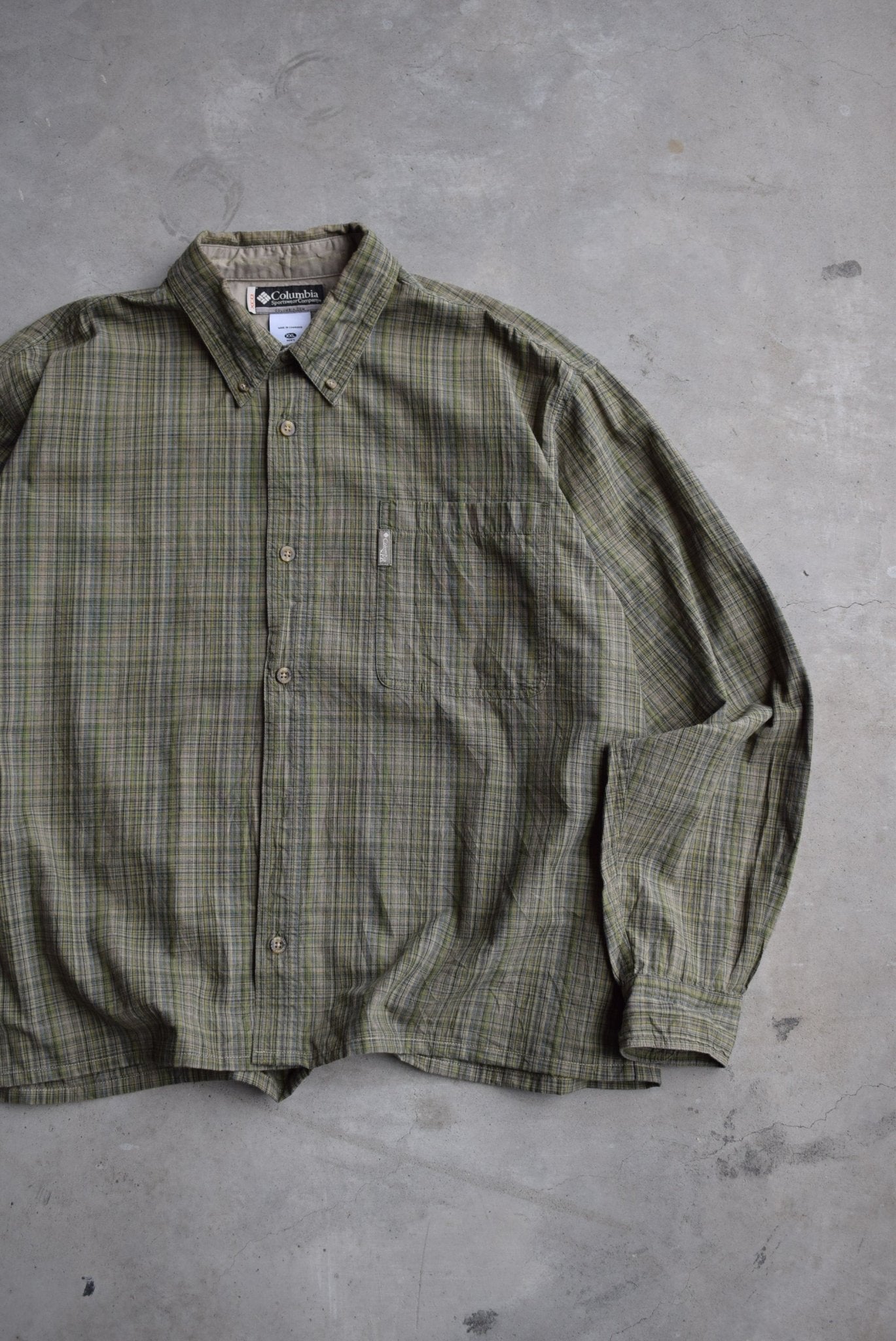 Columbia Cropped Long Sleeve Button Up — 2000s (L) - Retrospective Store
