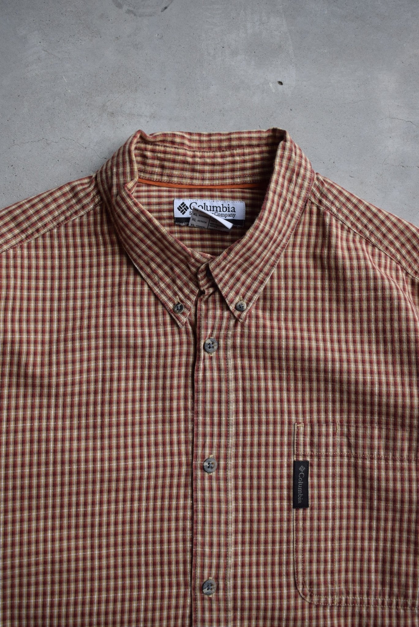 Columbia Cropped Long Sleeve Button Up — 2000s (L/XL) - Retrospective Store