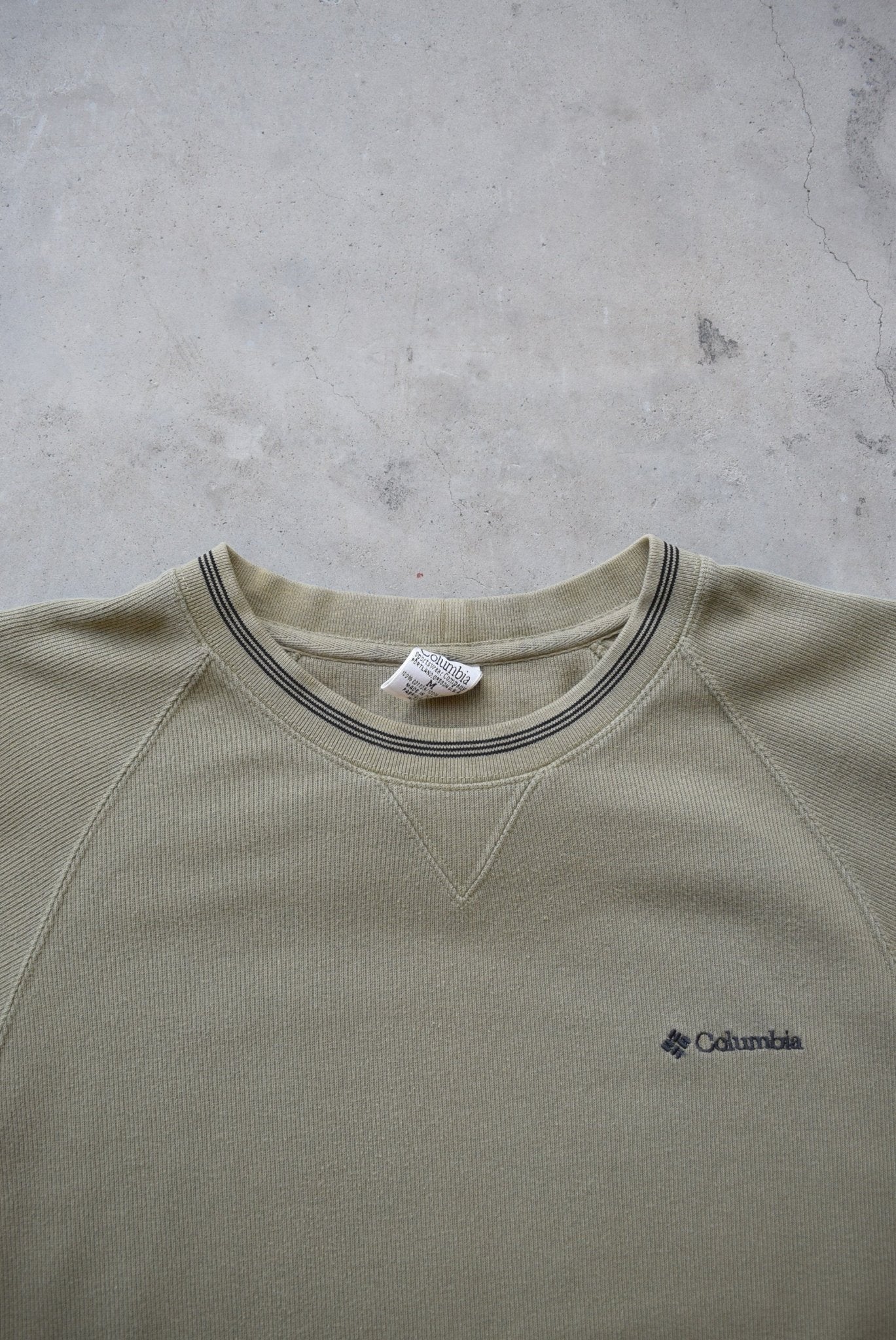 Columbia Green Embroidered Long Sleeve Spellout Tee — 2000s (M/L) - Retrospective Store