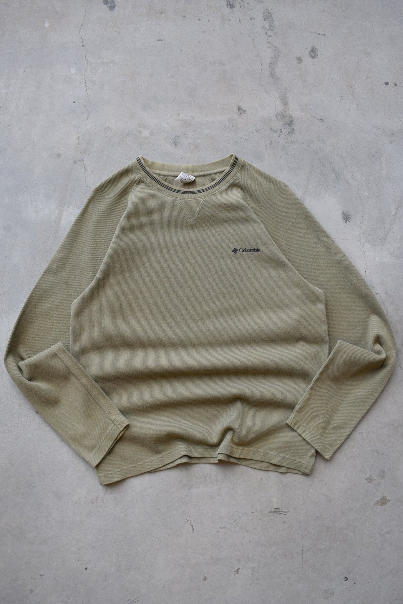 Columbia Green Embroidered Long Sleeve Spellout Tee — 2000s (M/L) - Retrospective Store