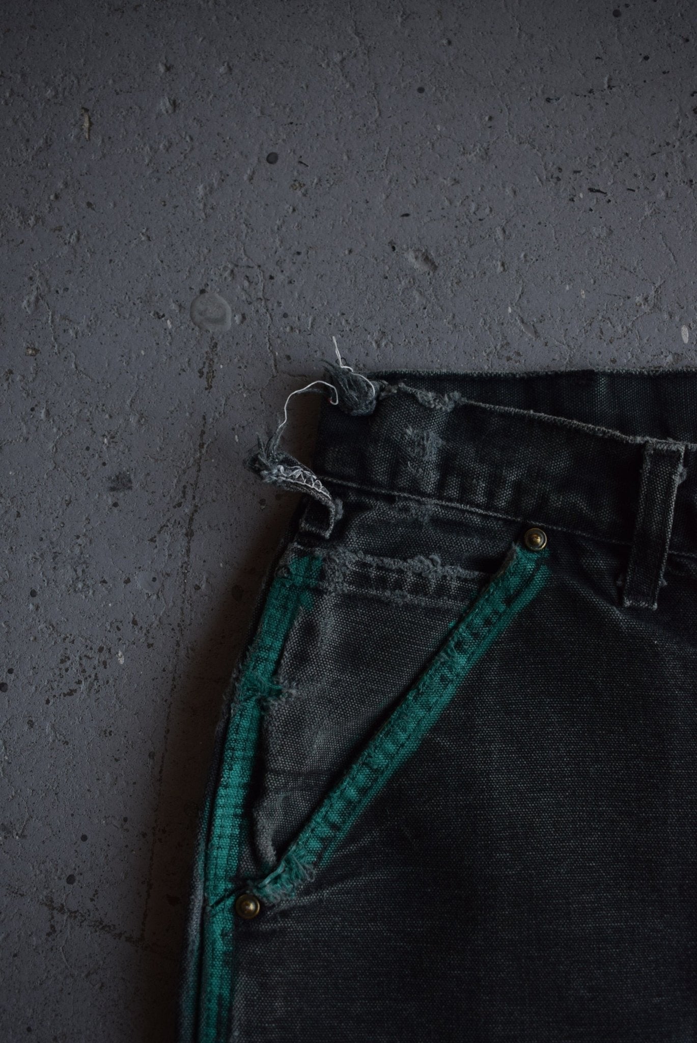 *Double - knee* Vintage Carhartt Carpenter Pants (34) - Retrospective Store