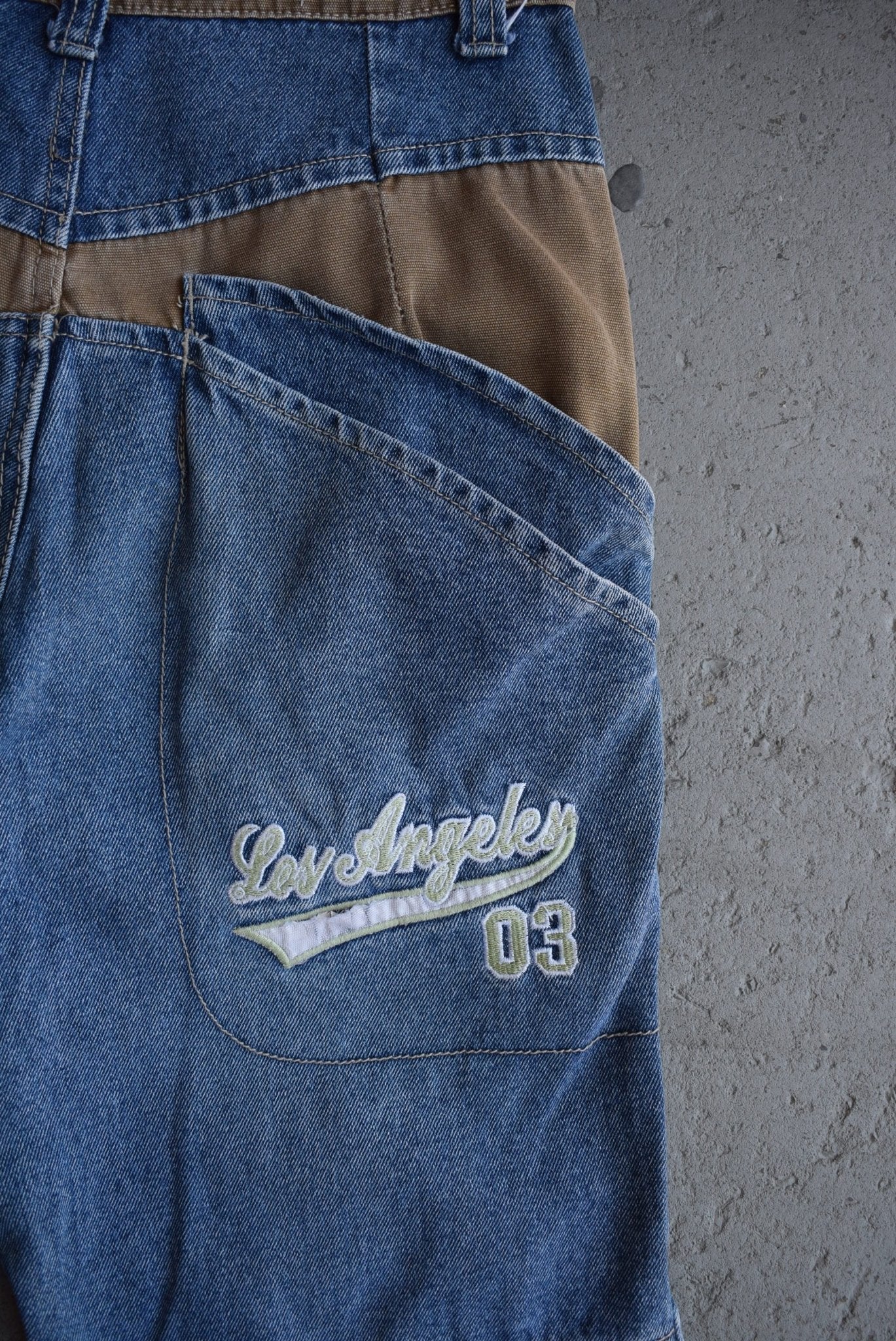 *Double - knee* Vintage Fox Racing Los Angeles Embroidered Jeans (28) - Retrospective Store